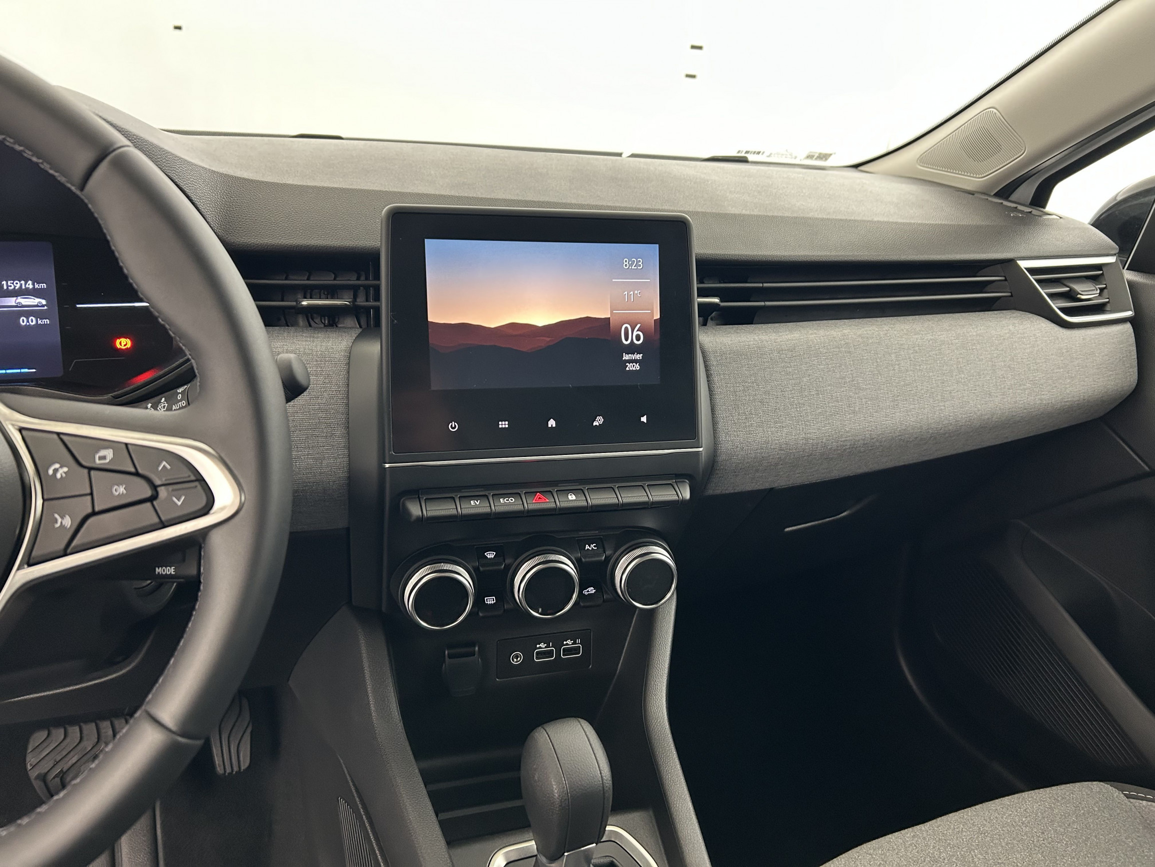 Vente en ligne Renault Clio 5 Clio E-Tech full hybrid 145 ch GSR2 au prix de 20 790 €