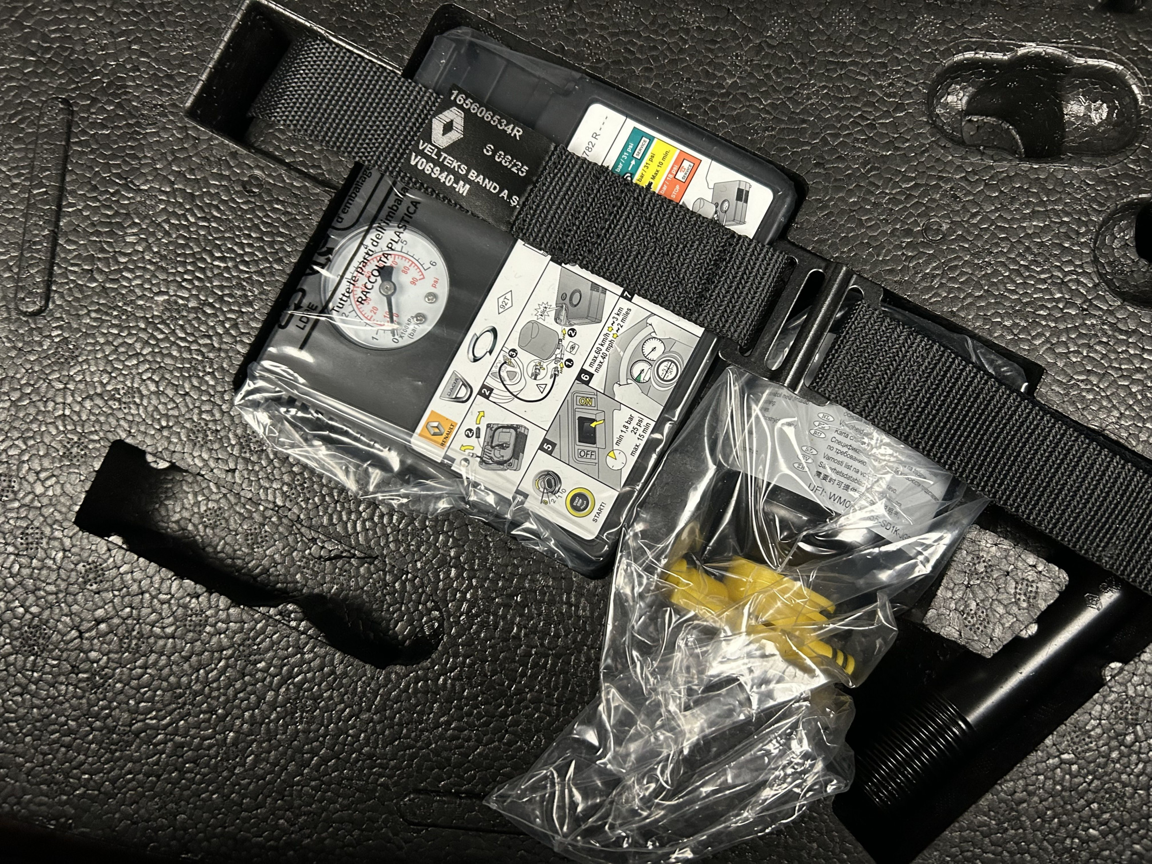 Vente en ligne Renault Clio 5 Clio E-Tech full hybrid 145 ch GSR2 au prix de 20 790 €