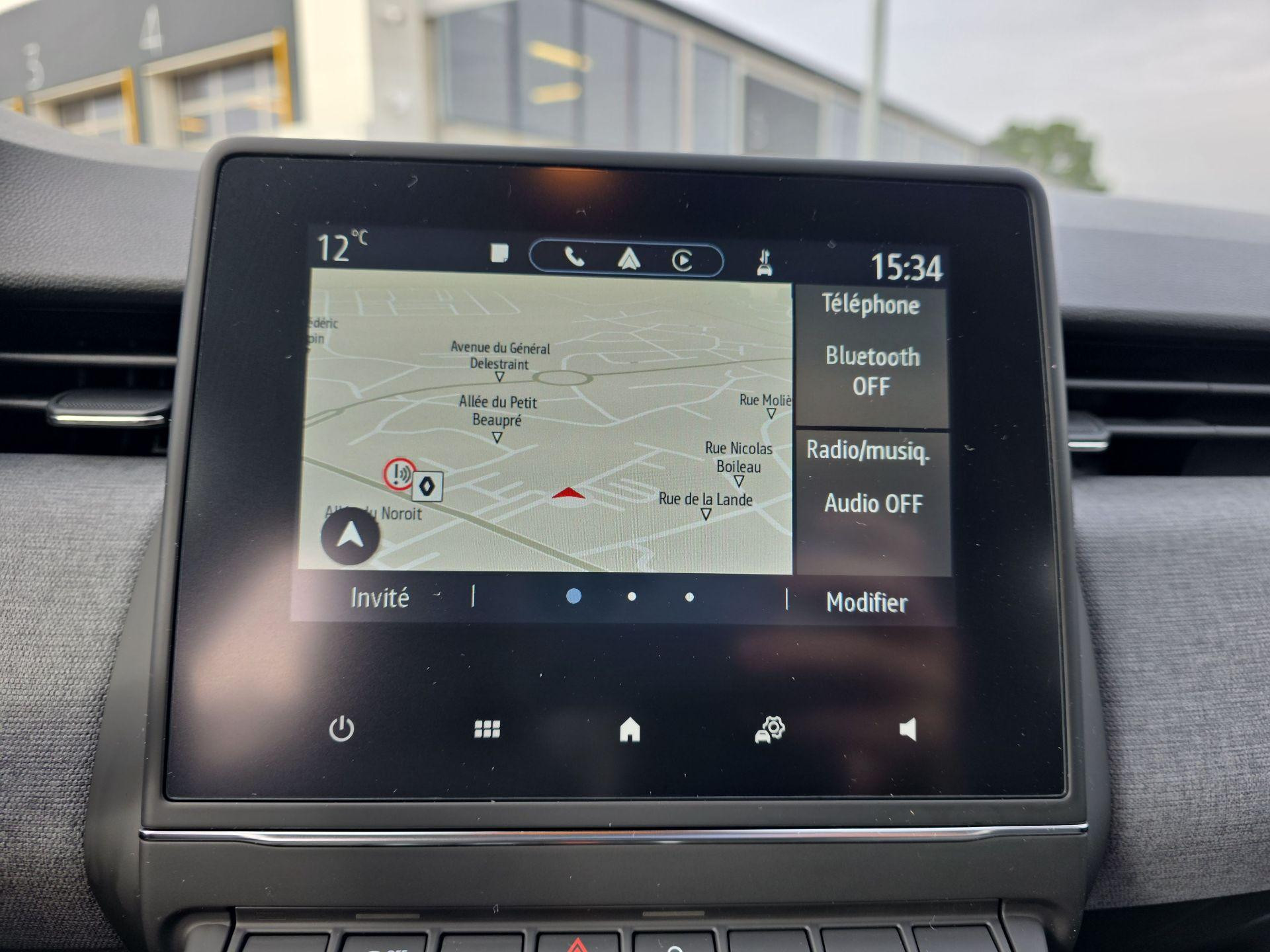 Vente en ligne Renault Clio 5 Clio Blue dCi 100 ch GSR2 au prix de 18 790 €