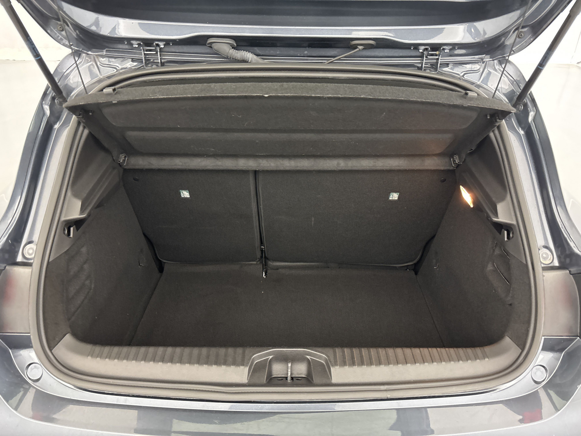 Vente en ligne Renault Clio 5 Clio TCe 90 - 21N au prix de 14 170 €