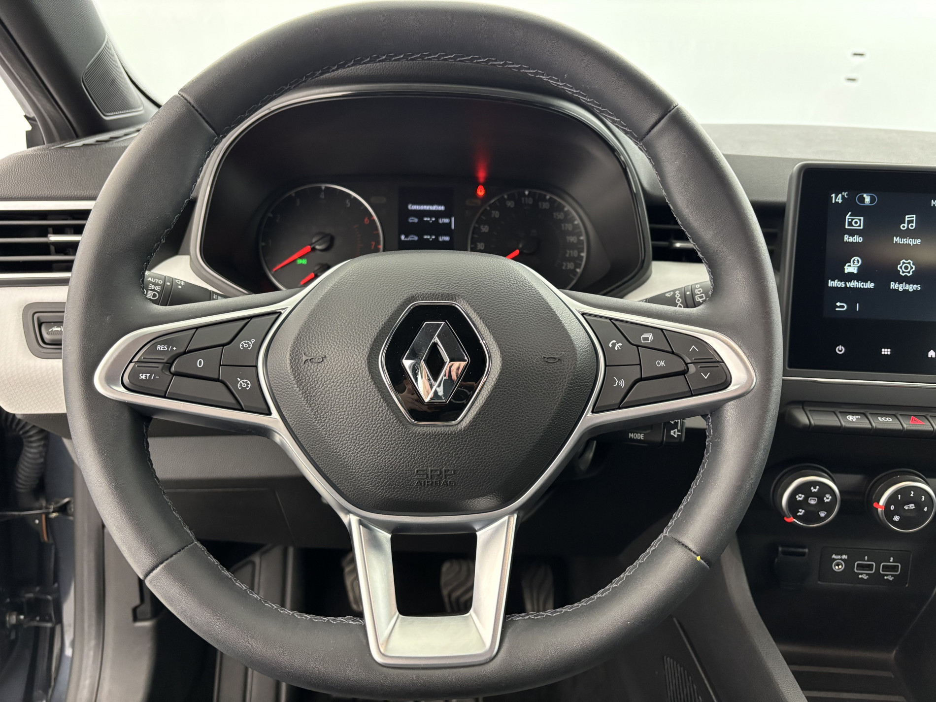 Vente en ligne Renault Clio 5 Clio TCe 90 - 21N au prix de 14 170 €