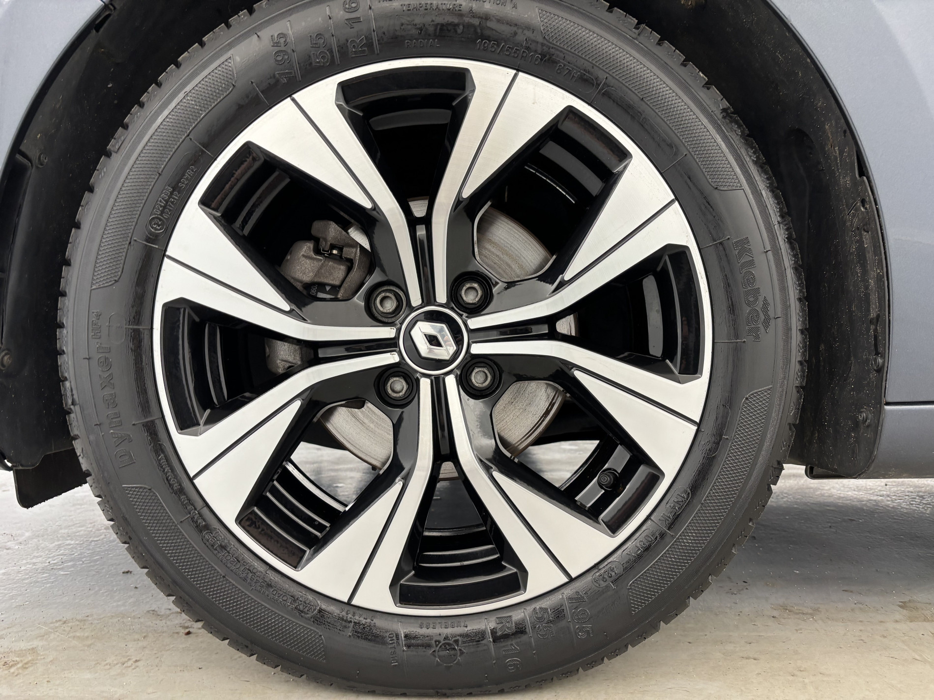 Vente en ligne Renault Clio 5 Clio TCe 90 - 21N au prix de 14 170 €