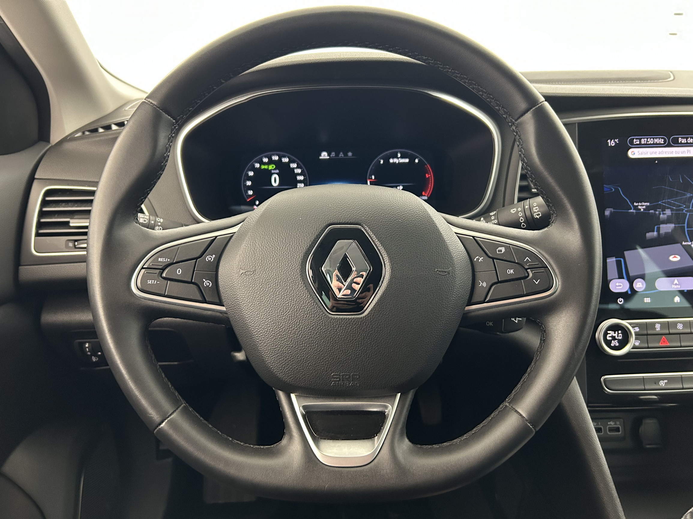 Vente en ligne Renault Megane 4 Estate  Blue dCi 115 EDC au prix de 21 990 €