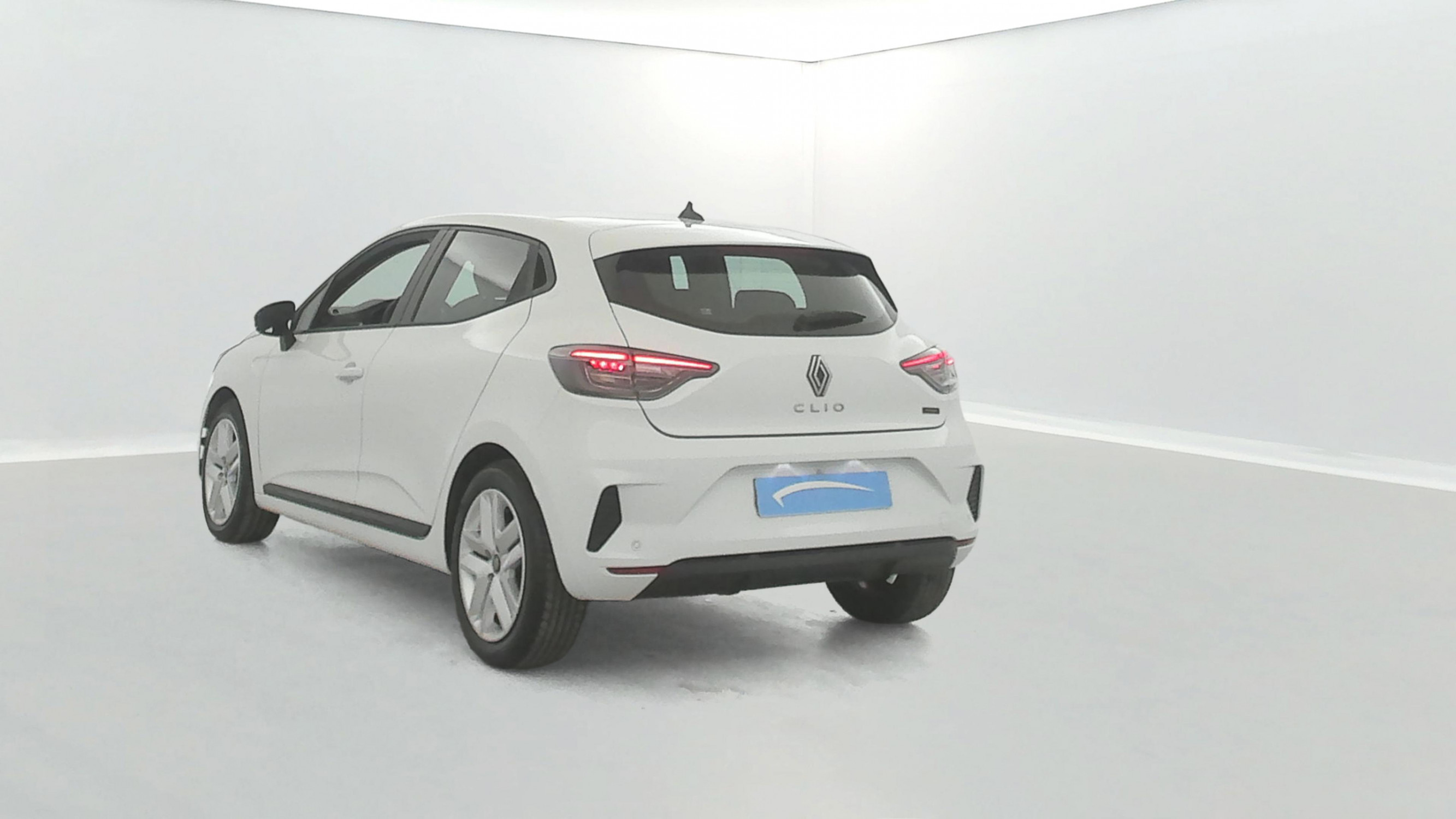 Vente en ligne Renault Clio 5 Clio E-Tech full hybrid 145 ch GSR2 au prix de 20 390 €