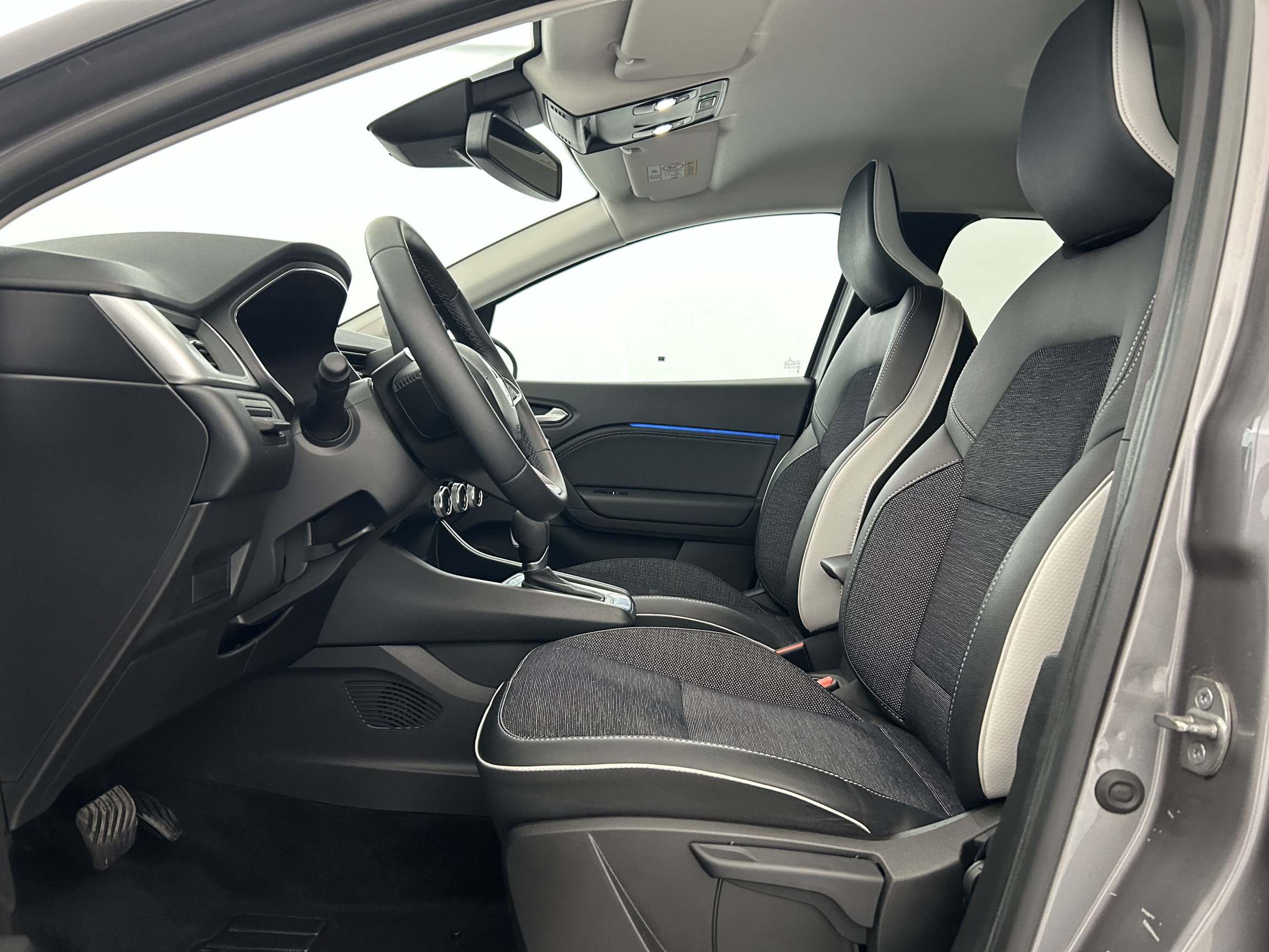 Vente en ligne Renault Captur  E-Tech full hybrid 145 au prix de 20 870 €