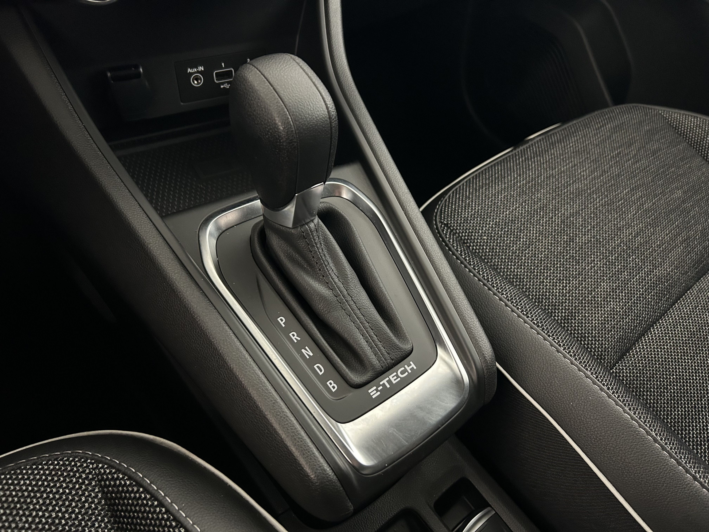 Vente en ligne Renault Captur  E-Tech full hybrid 145 au prix de 20 870 €