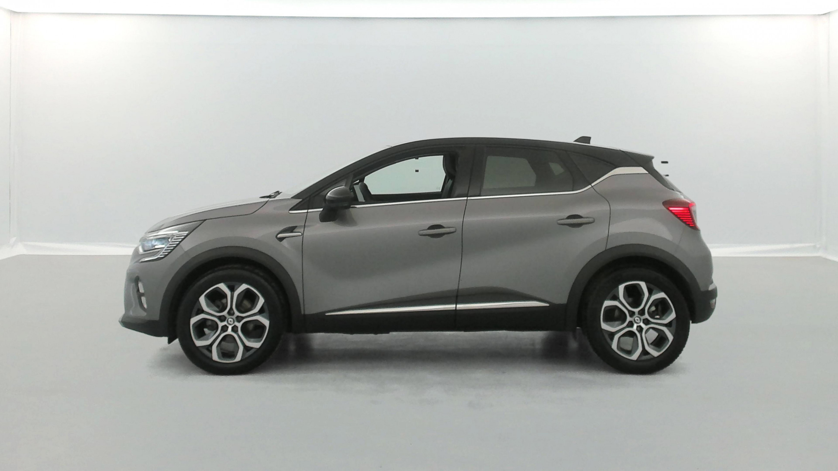 Vente en ligne Renault Captur  E-Tech full hybrid 145 au prix de 20 870 €