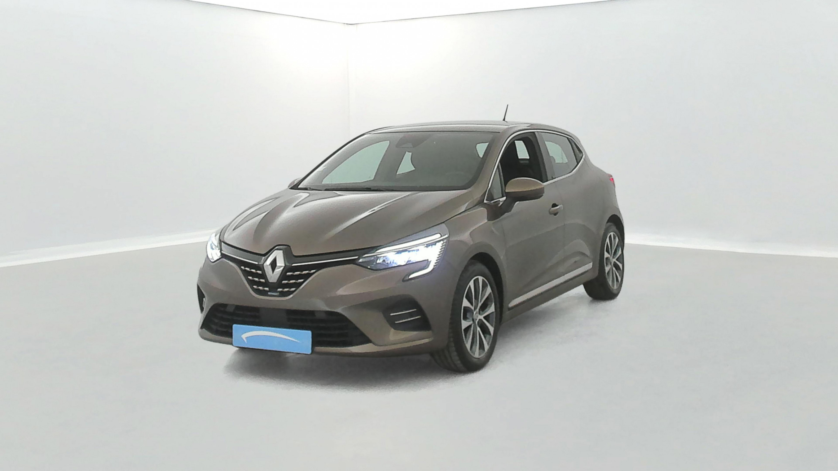 Renault Clio 5 Clio E-Tech 140 - 21N occasion de 2021 en vente à Vannes