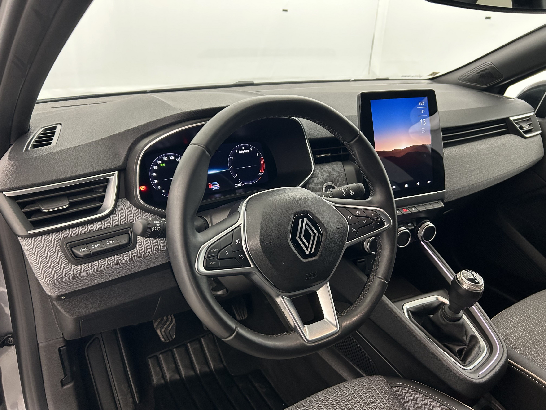 Vente en ligne Renault Clio 5 Clio TCe 90 au prix de 15 990 €