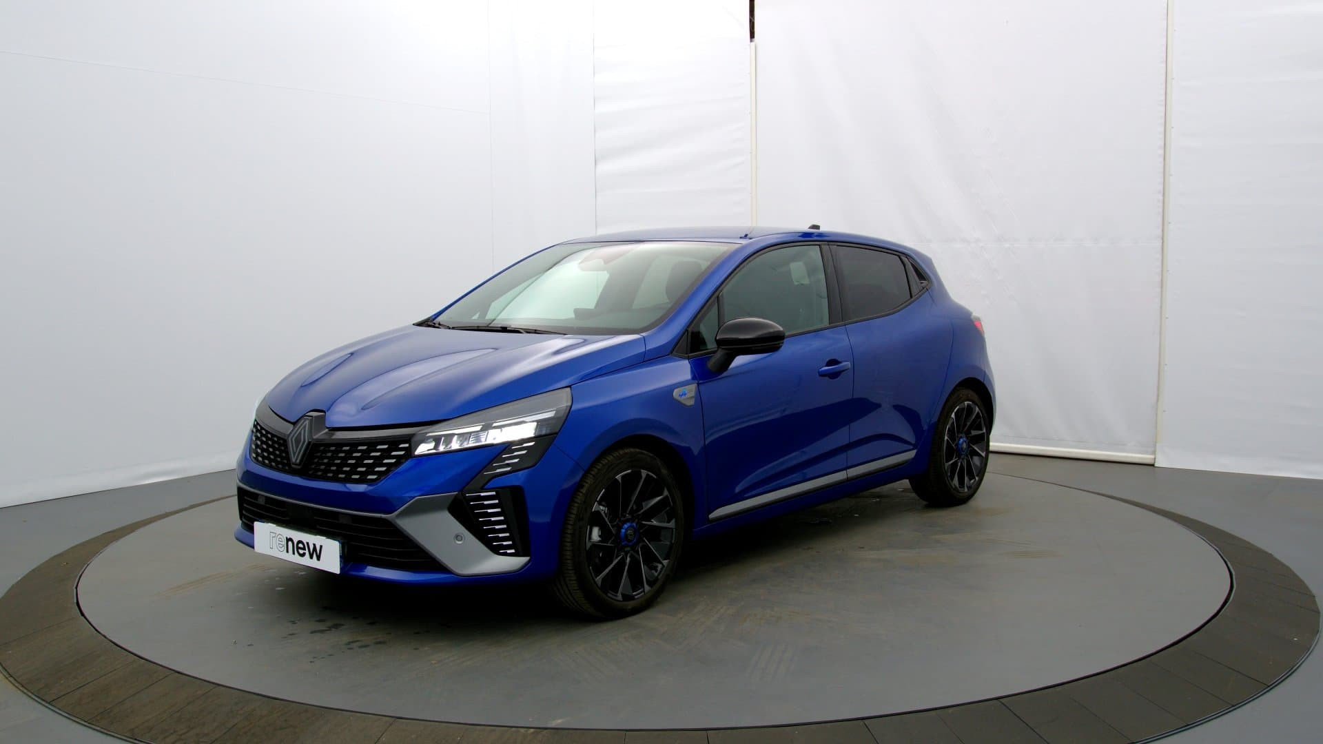 Vente en ligne Renault Clio 5 Clio E-Tech full hybrid 145 ch GSR2 au prix de 23 270 €