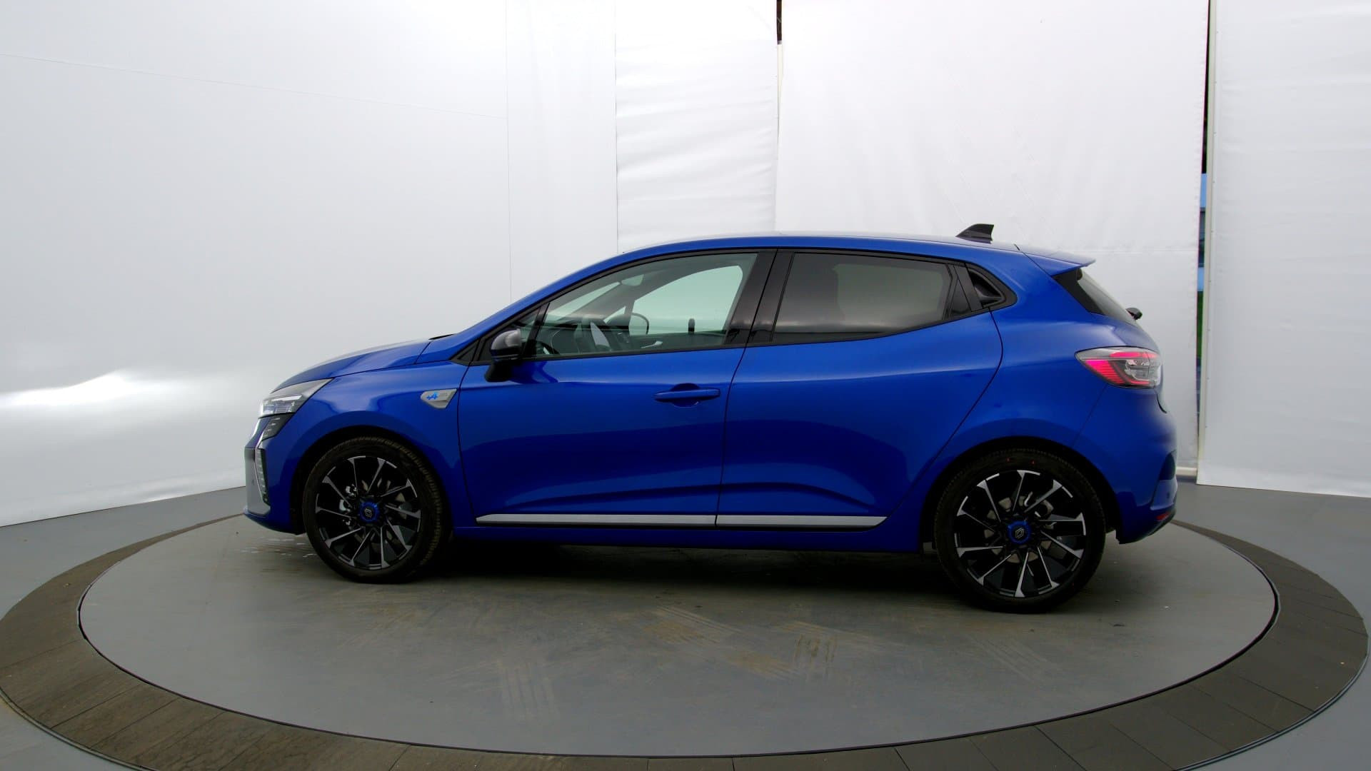 Vente en ligne Renault Clio 5 Clio E-Tech full hybrid 145 ch GSR2 au prix de 23 270 €