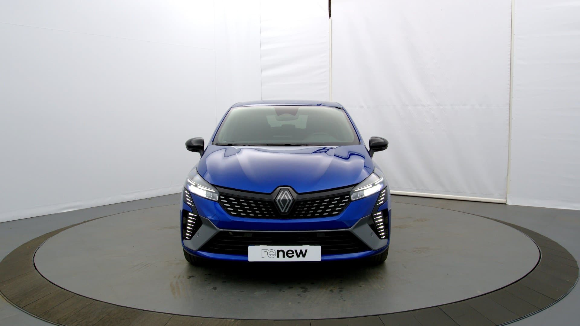 Vente en ligne Renault Clio 5 Clio E-Tech full hybrid 145 ch GSR2 au prix de 23 270 €