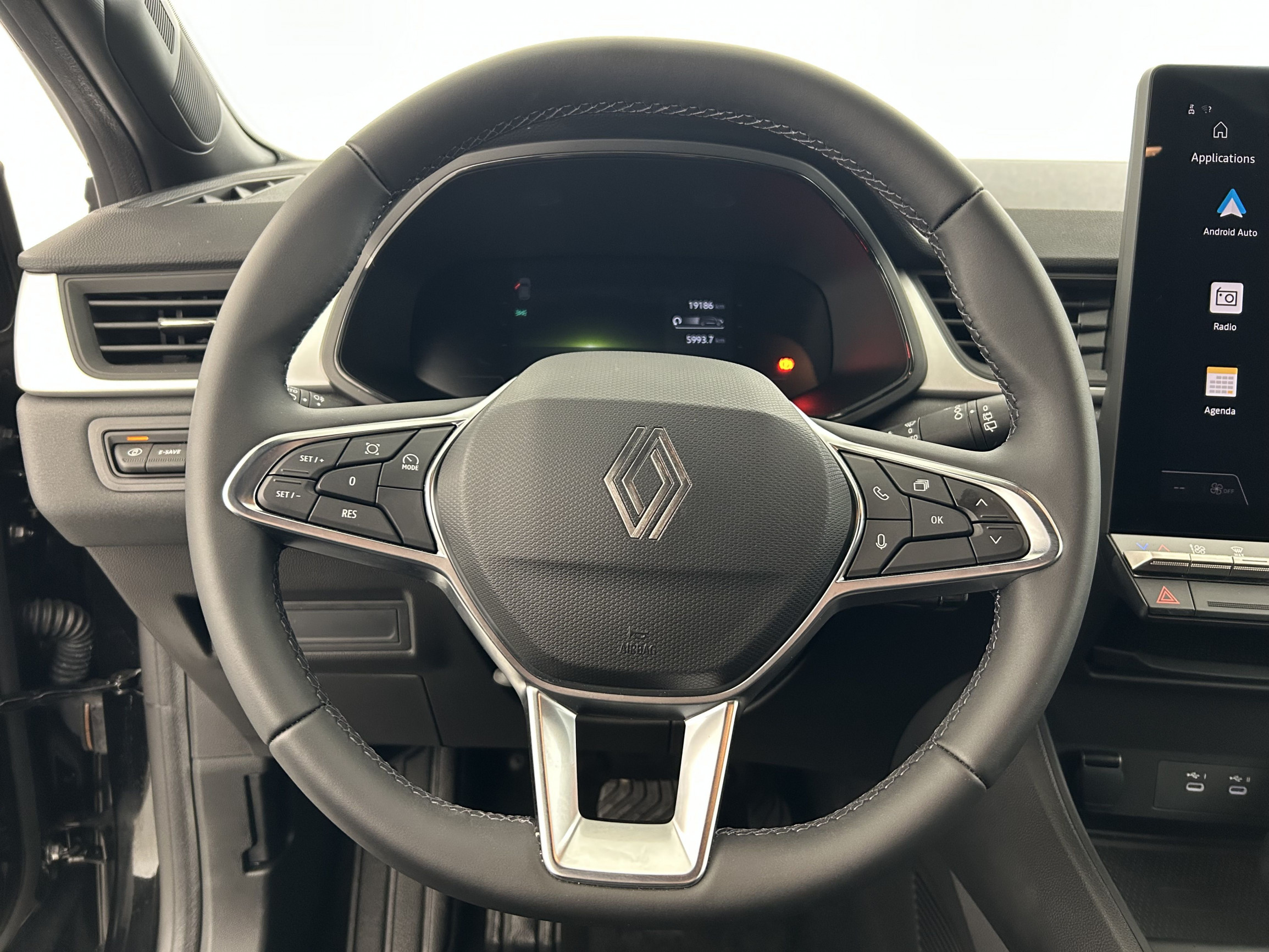 Vente en ligne Renault Symbioz  E-Tech full hybrid 145 au prix de 25 590 €