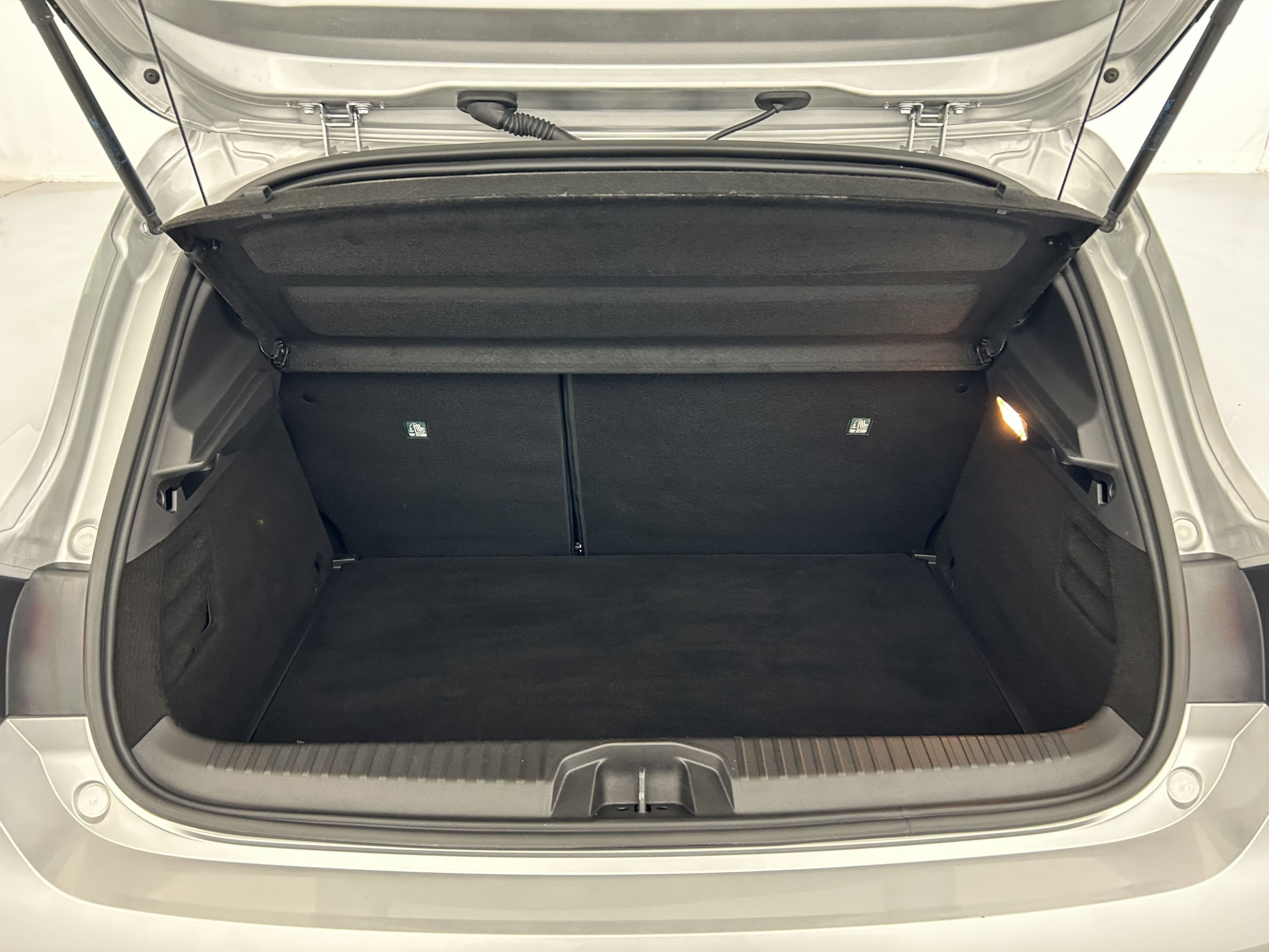 Vente en ligne Renault Clio 5 Clio TCe 90 au prix de 14 490 €