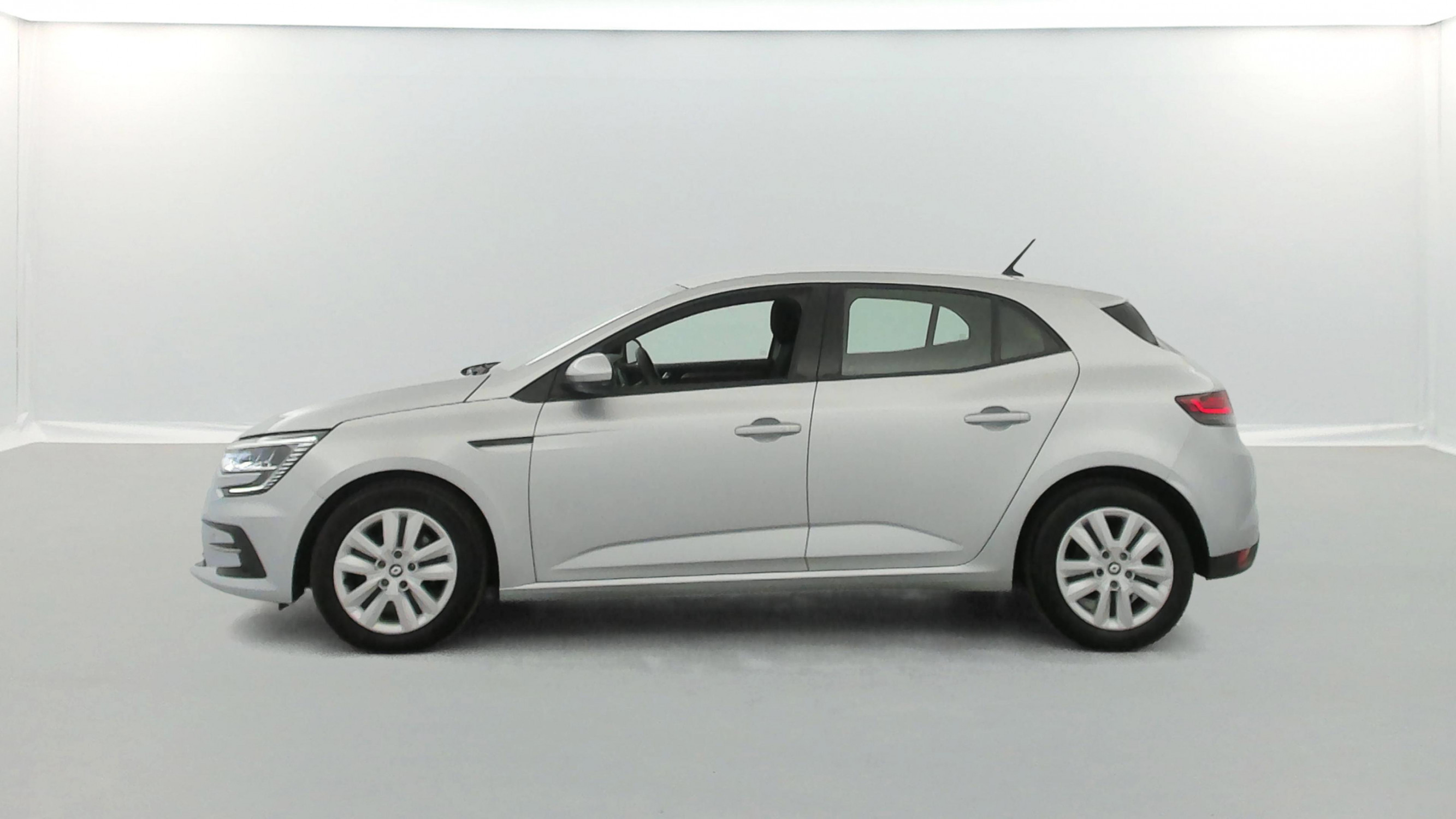 Vente en ligne Renault Megane 4 Mégane IV Berline Blue dCi 115 EDC - 21N au prix de 13 990 €