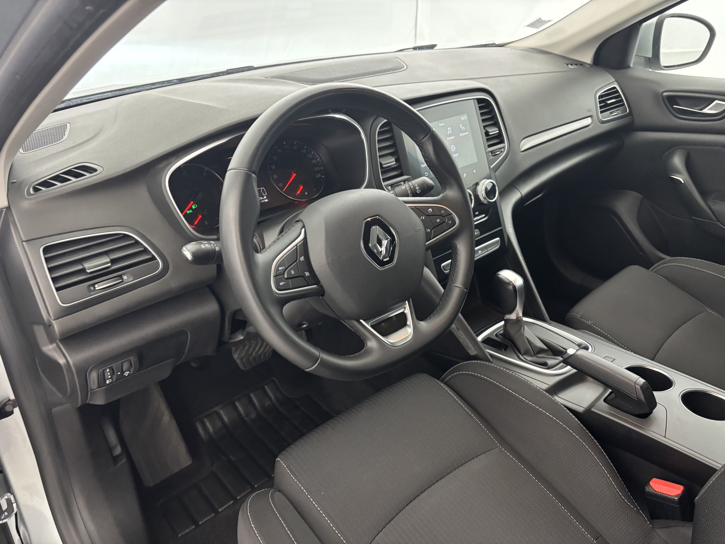 Vente en ligne Renault Megane 4 Mégane IV Berline Blue dCi 115 EDC - 21N au prix de 13 990 €