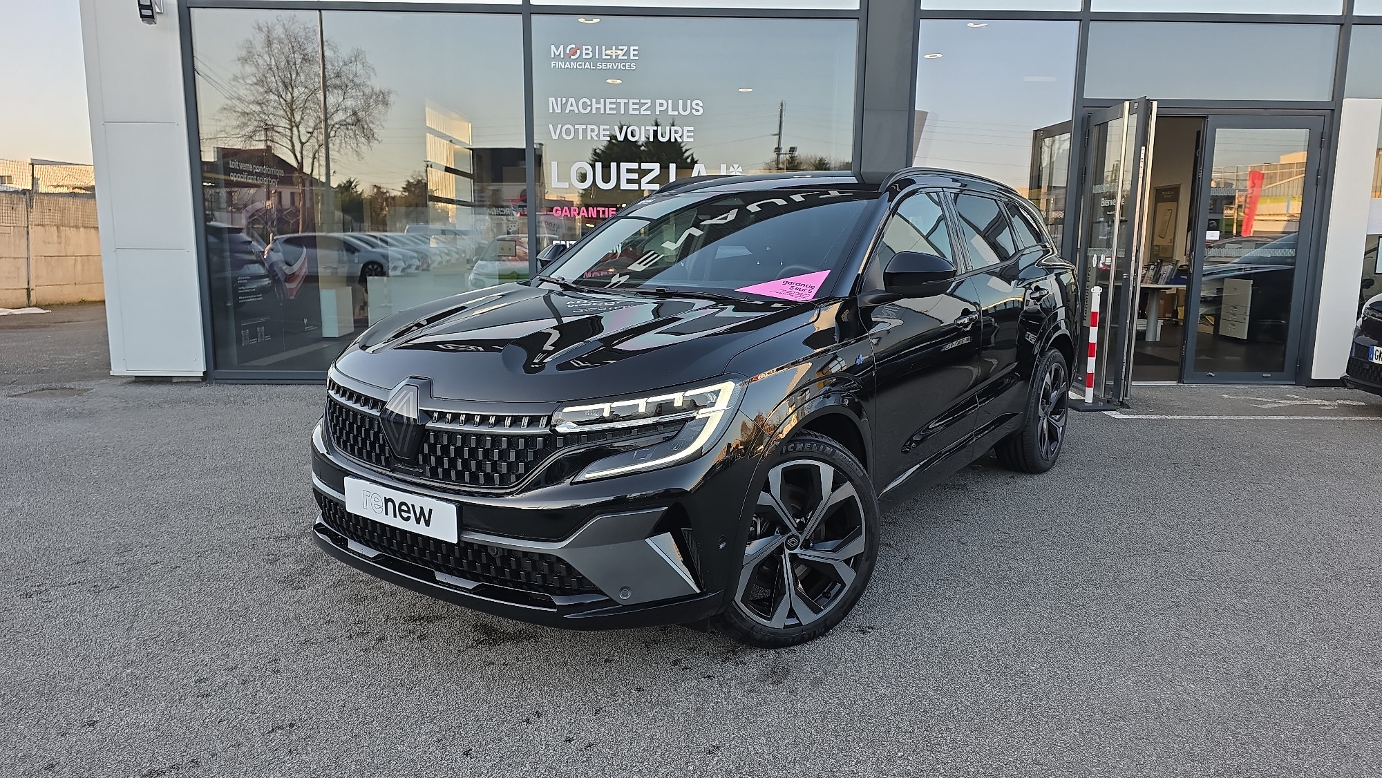 Renault Espace Espace E-Tech full hybrid 200 GSR2 occasion de 2025 en vente à Vannes