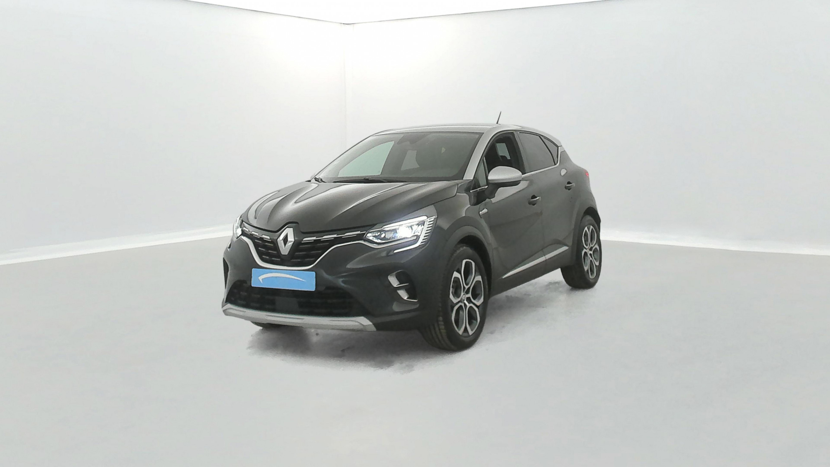 Renault Captur  E-Tech 145 - 21 occasion de 2022 en vente à Vannes