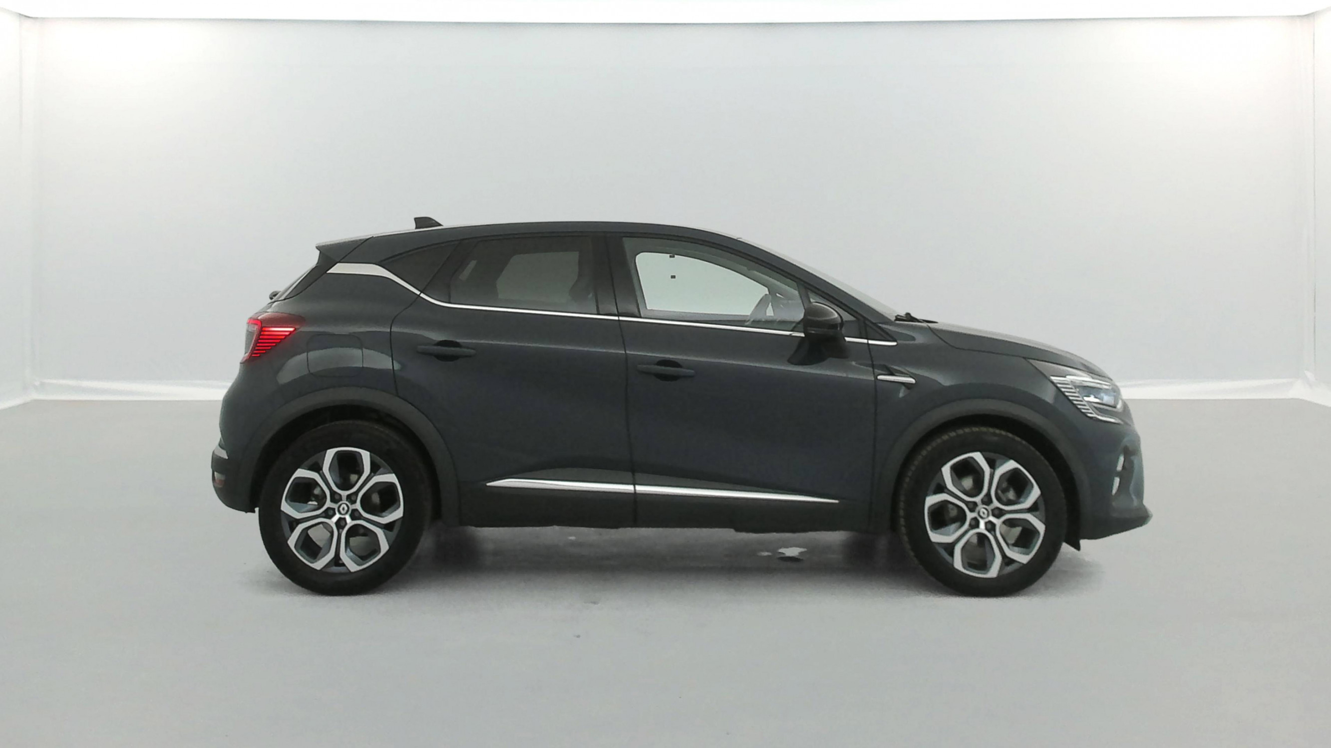 Vente en ligne Renault Captur  E-Tech full hybrid 145 au prix de 18 490 €