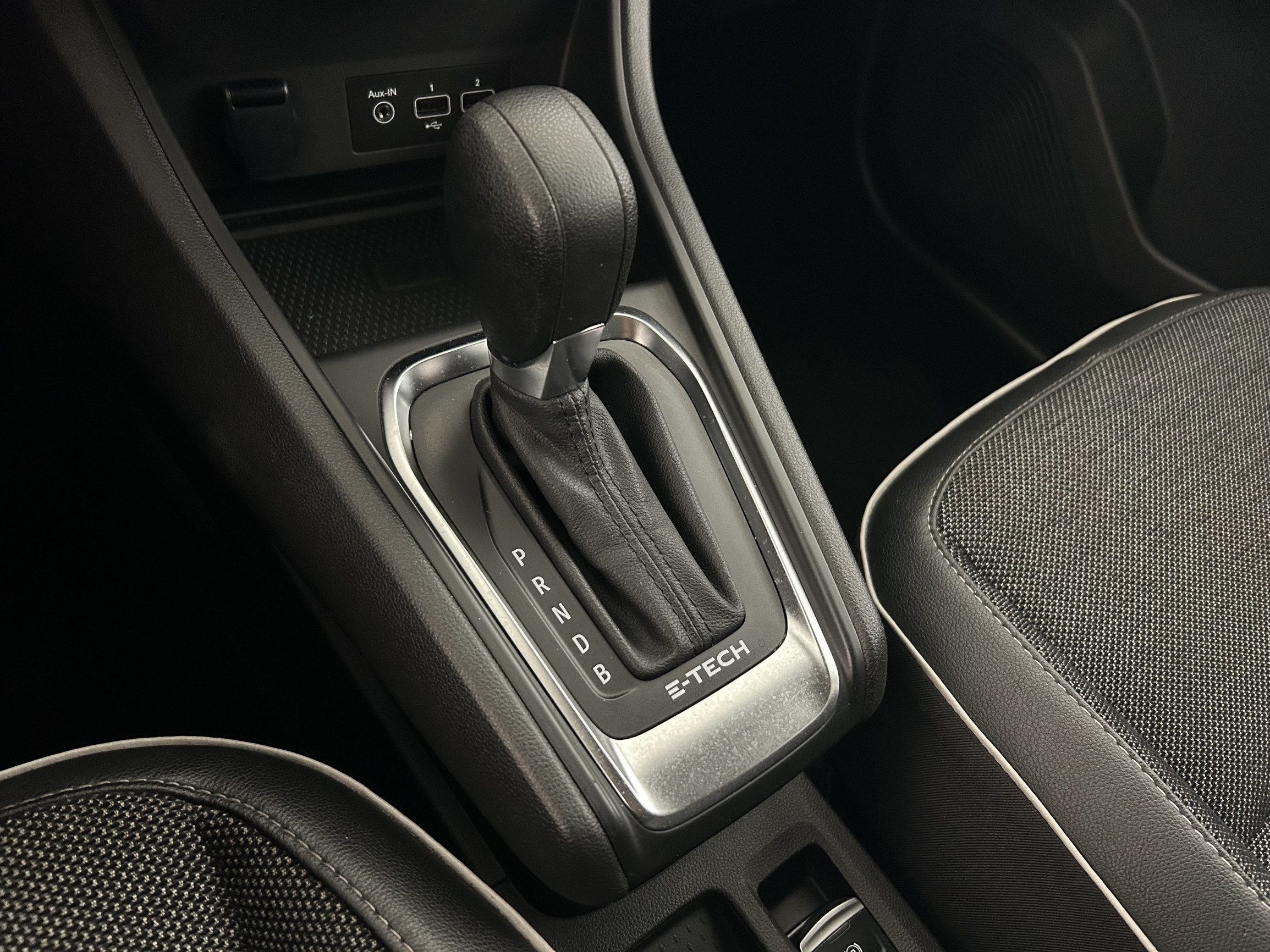 Vente en ligne Renault Captur  E-Tech full hybrid 145 au prix de 18 490 €