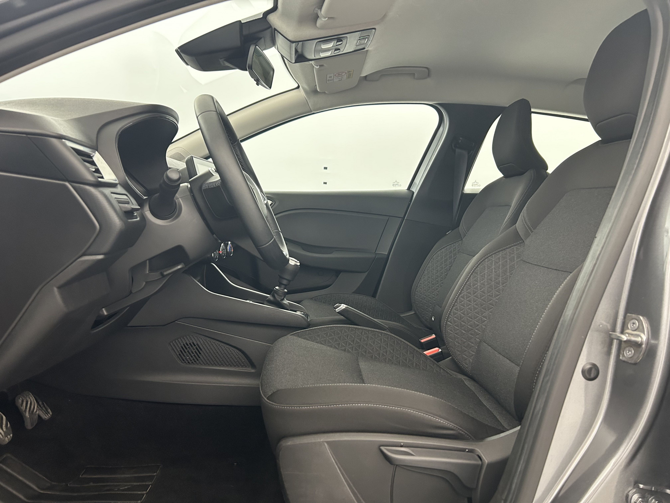 Vente en ligne Renault Clio 5 Clio TCe 90 au prix de 13 390 €