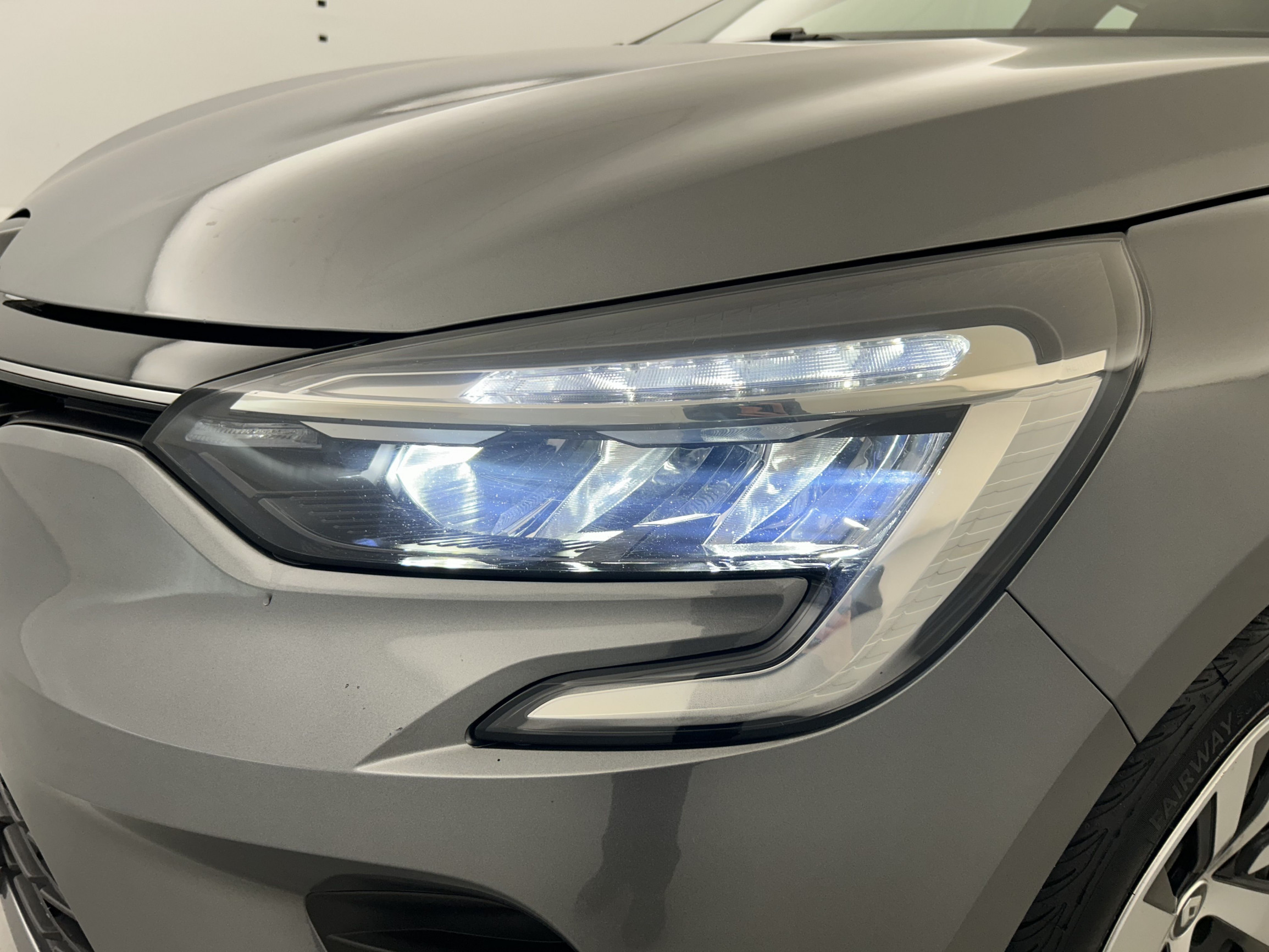 Vente en ligne Renault Clio 5 Clio TCe 90 au prix de 13 390 €