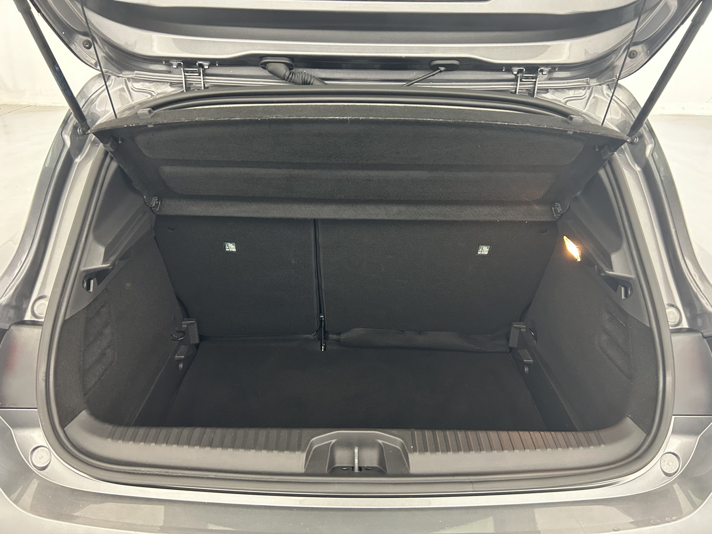 Vente en ligne Renault Clio 5 Clio TCe 90 au prix de 13 390 €