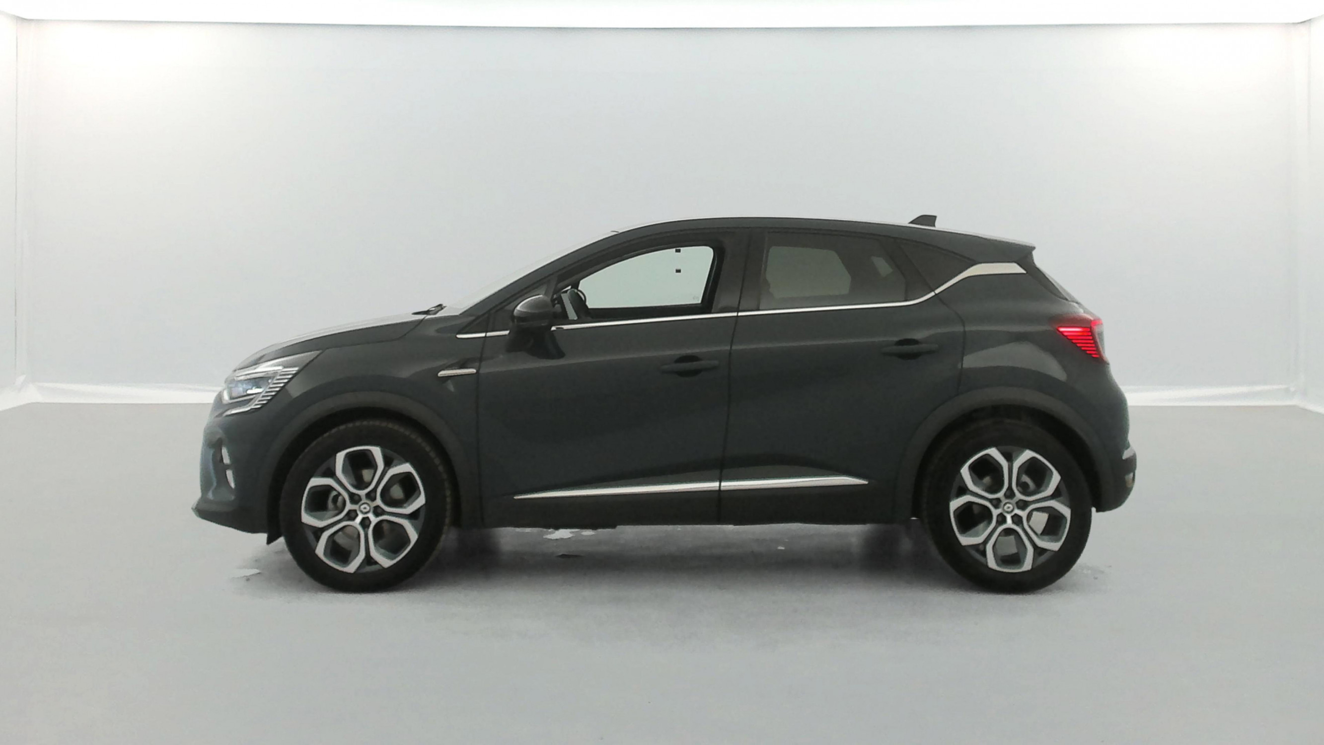 Vente en ligne Renault Captur  E-Tech full hybrid 145 au prix de 18 490 €