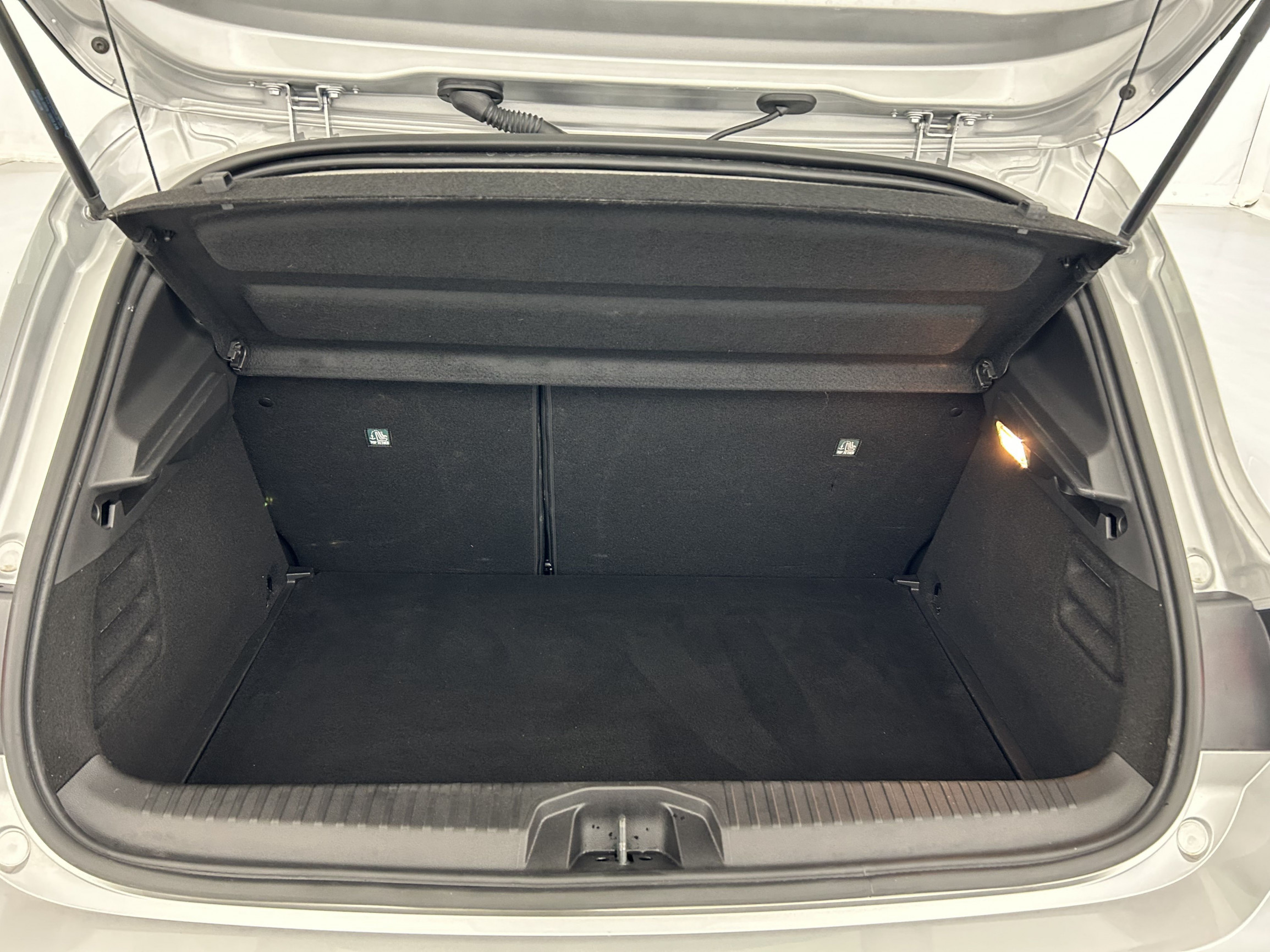 Vente en ligne Renault Clio 5 Clio TCe 90 au prix de 14 690 €