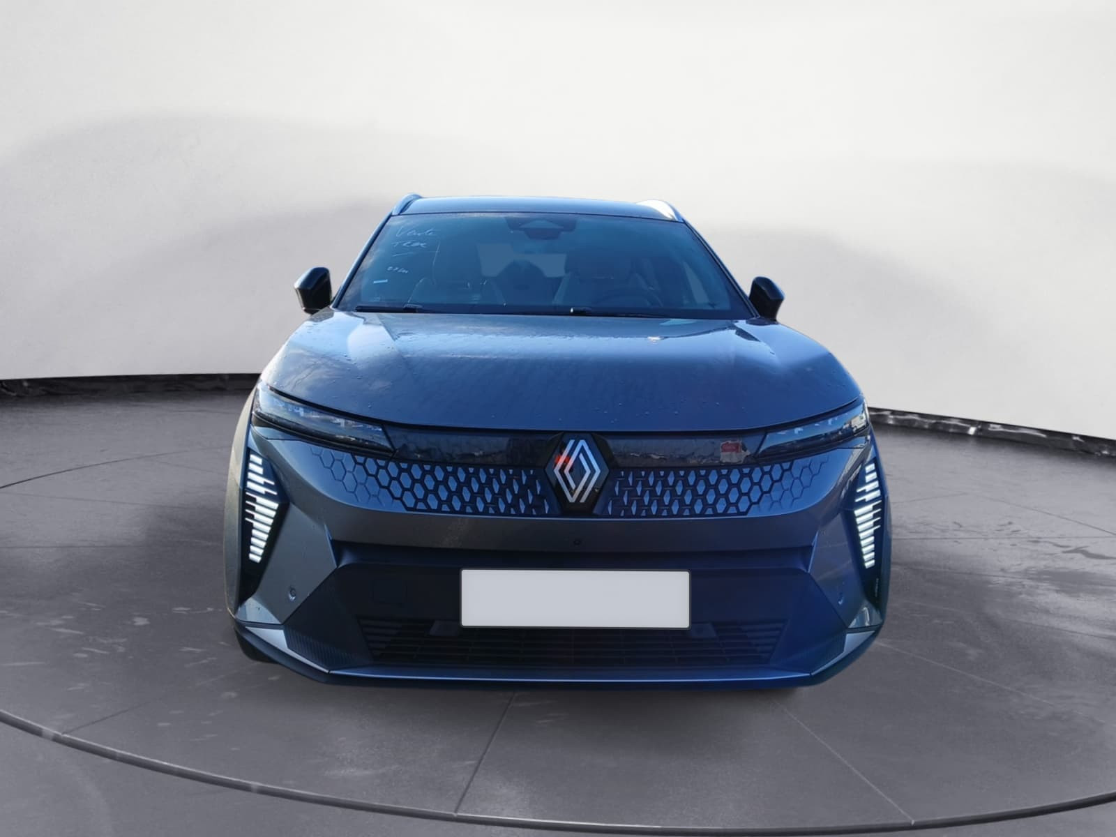 Vente en ligne Renault Scenic E-Tech  220 ch grande autonomie au prix de 38 990 €