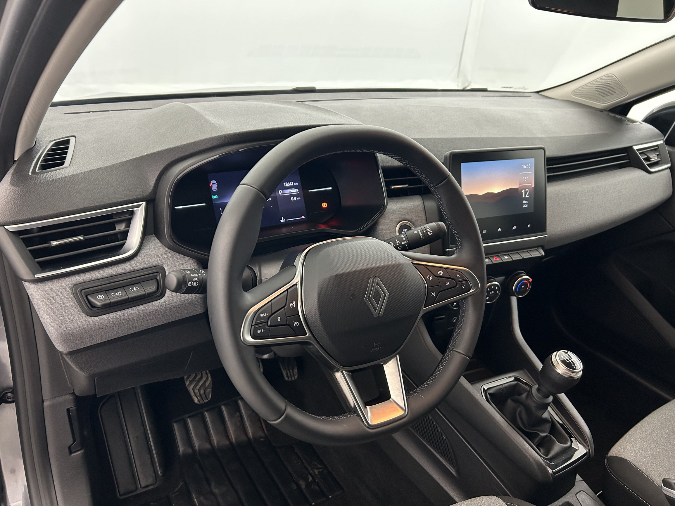 Vente en ligne Renault Clio 5 Clio Blue dCi 100 ch GSR2 au prix de 17 990 €