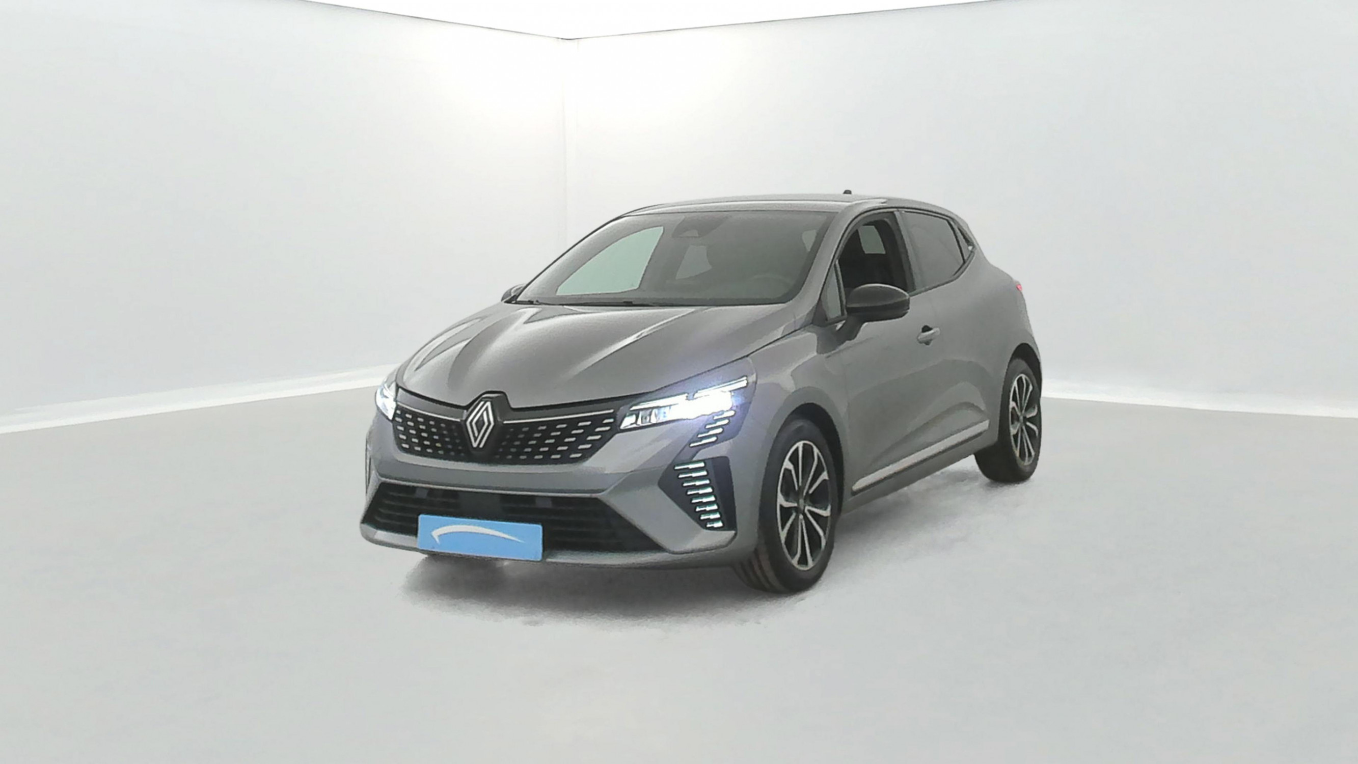 Renault Clio 5 Clio TCe 90 occasion de 2023 en vente à Vannes