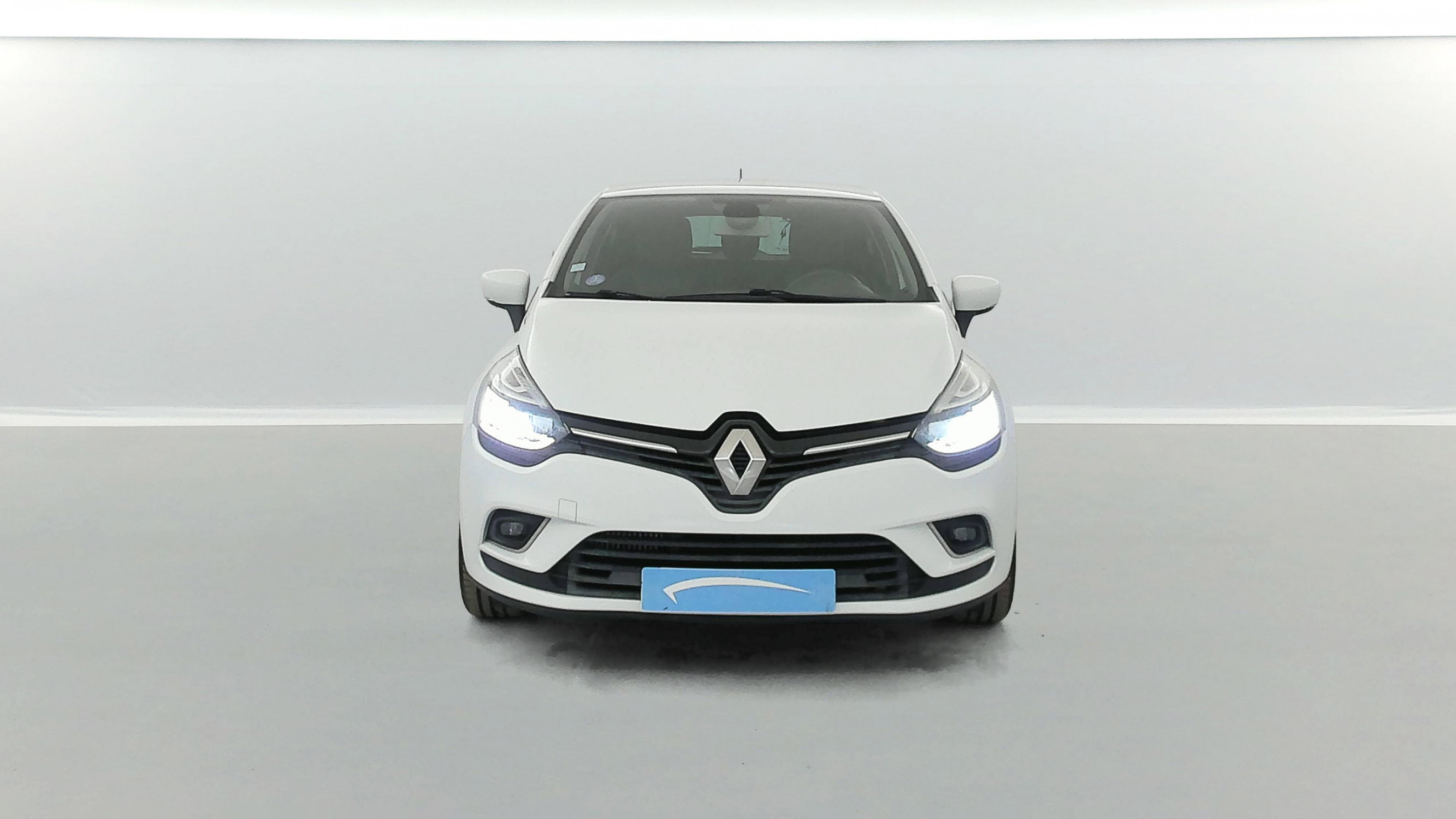 Vente en ligne Renault Clio 4  TCe 90 au prix de 9 490 €