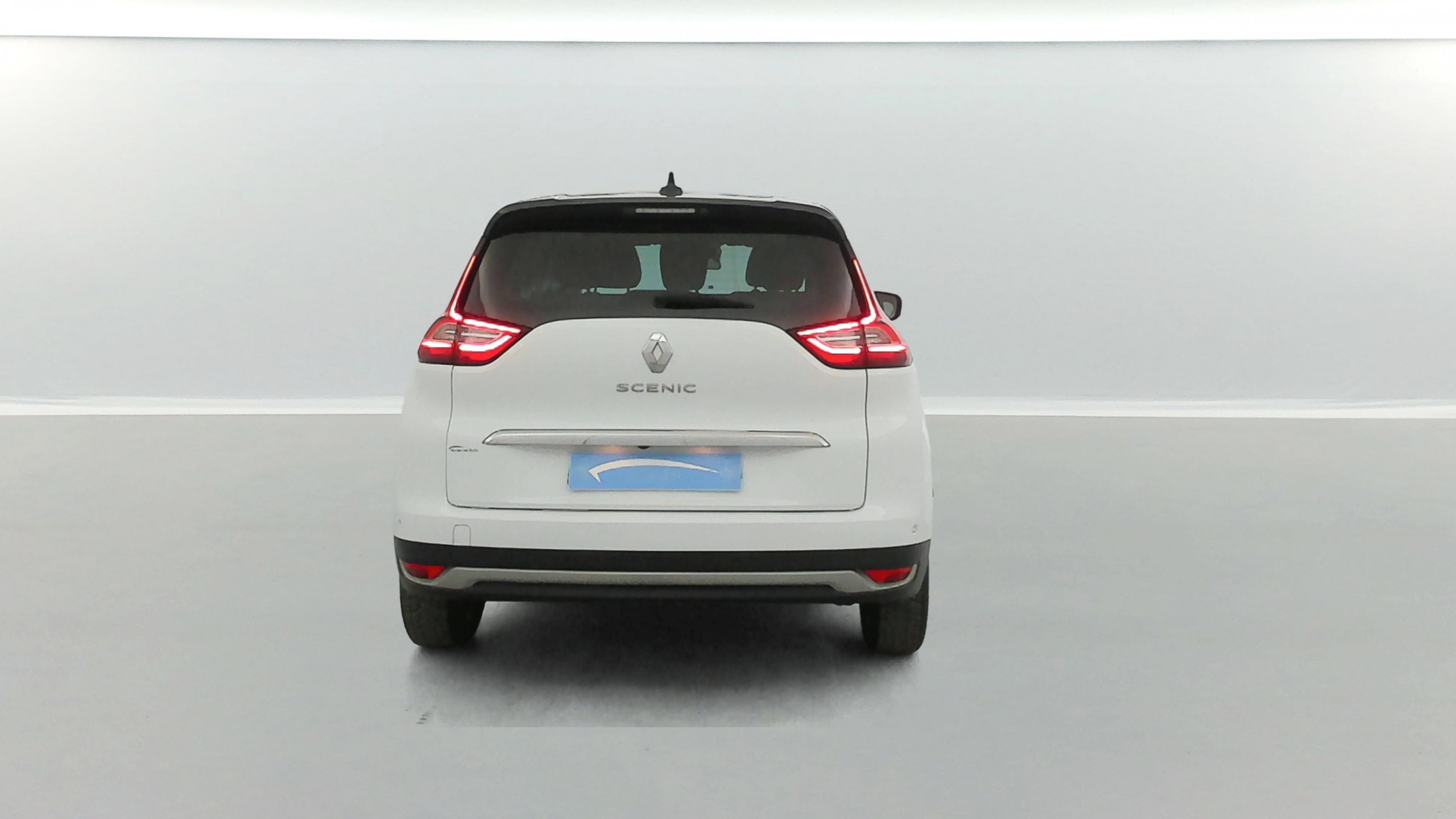 Vente en ligne Renault Grand Scenic 4 Grand Scenic Blue dCi 120 au prix de 17 990 €
