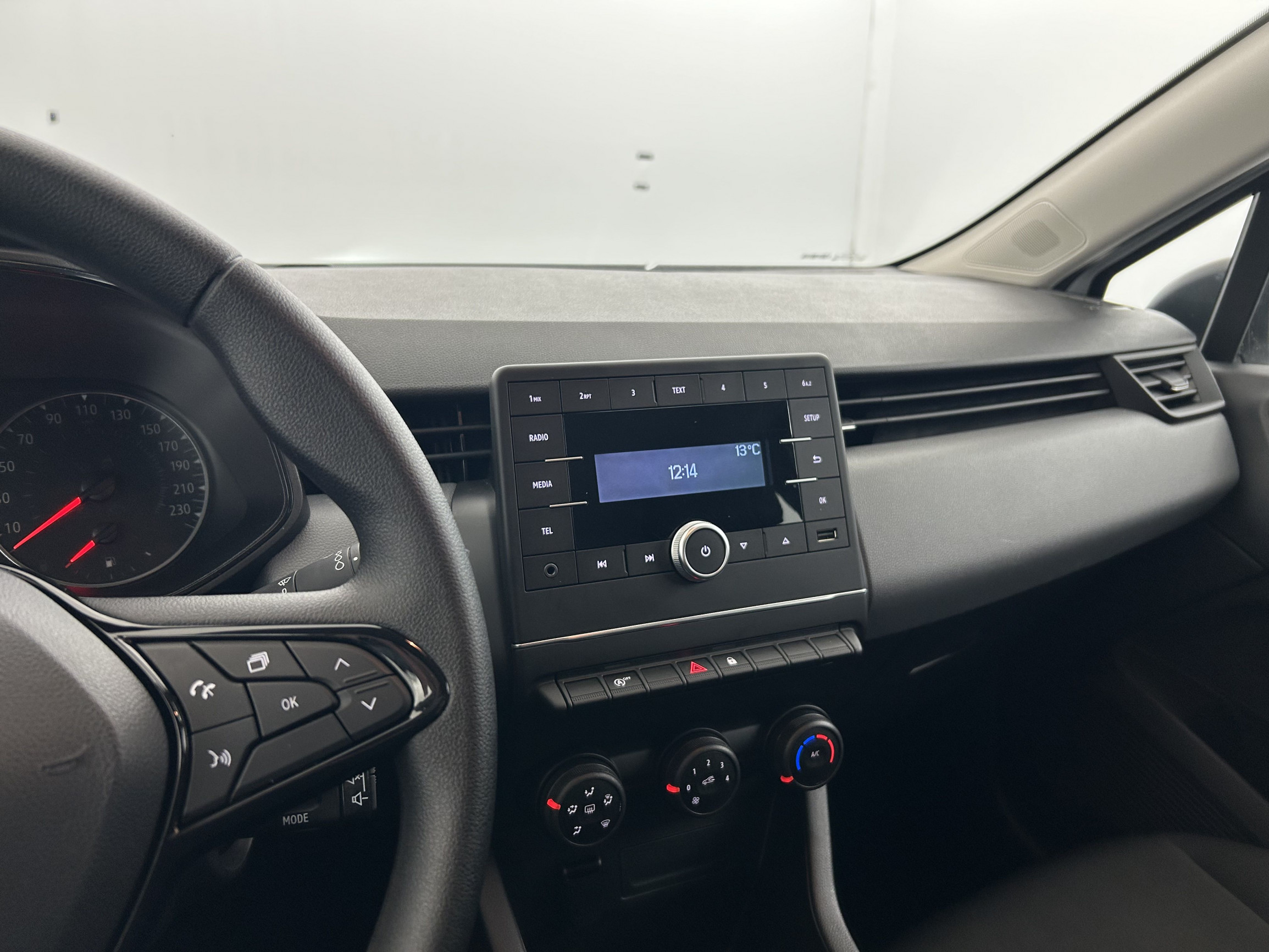 Vente en ligne Renault Clio 5 Clio SCe 65 au prix de 12 590 €