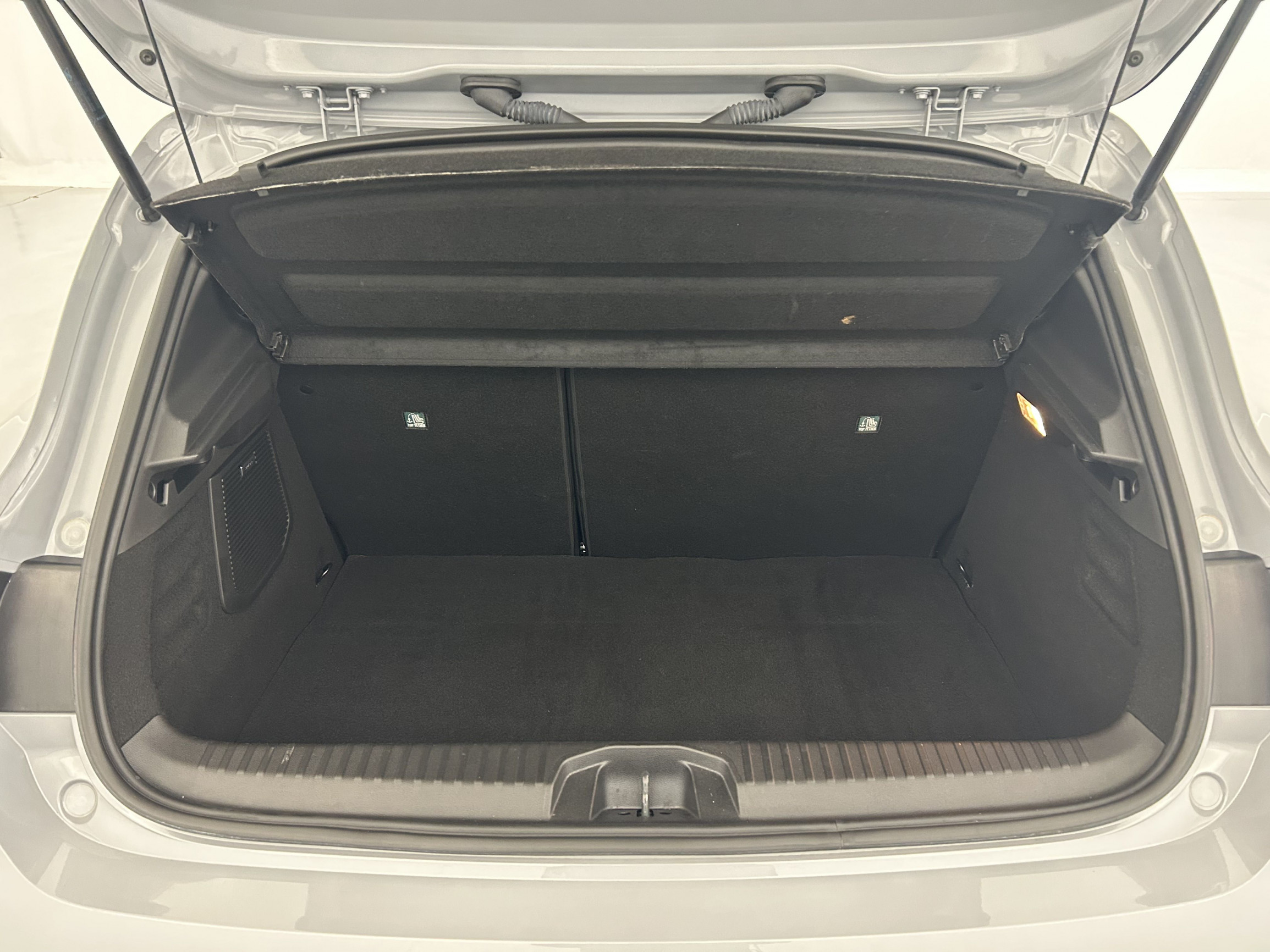 Vente en ligne Renault Clio 5 Clio E-Tech full hybrid 145 ch GSR2 au prix de 23 390 €