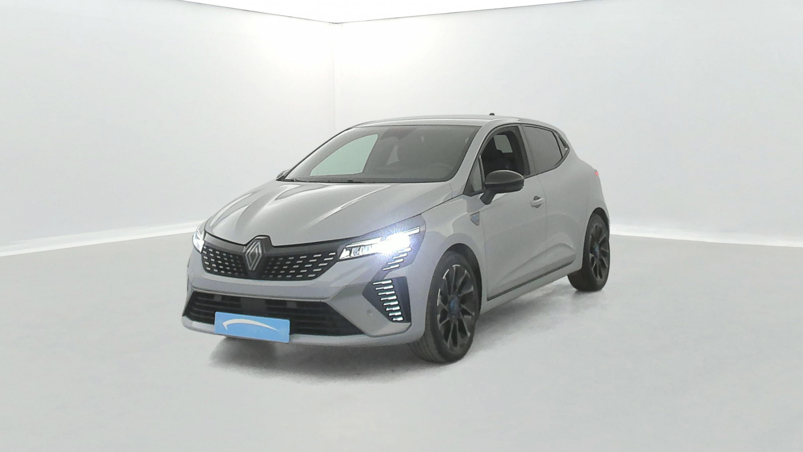 Renault Clio 5 Clio E-Tech full hybrid 145 ch GSR2 occasion de 2025 en vente à Vannes