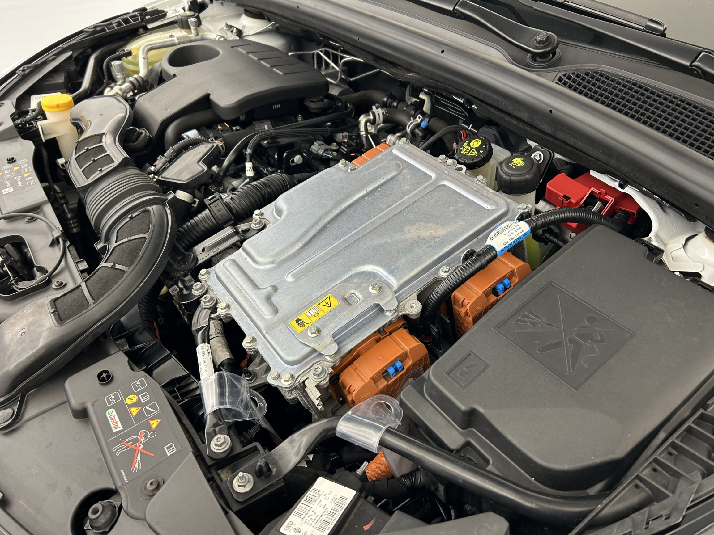 Vente en ligne Renault Clio 5 Clio E-Tech 140 - 21N au prix de 14 590 €