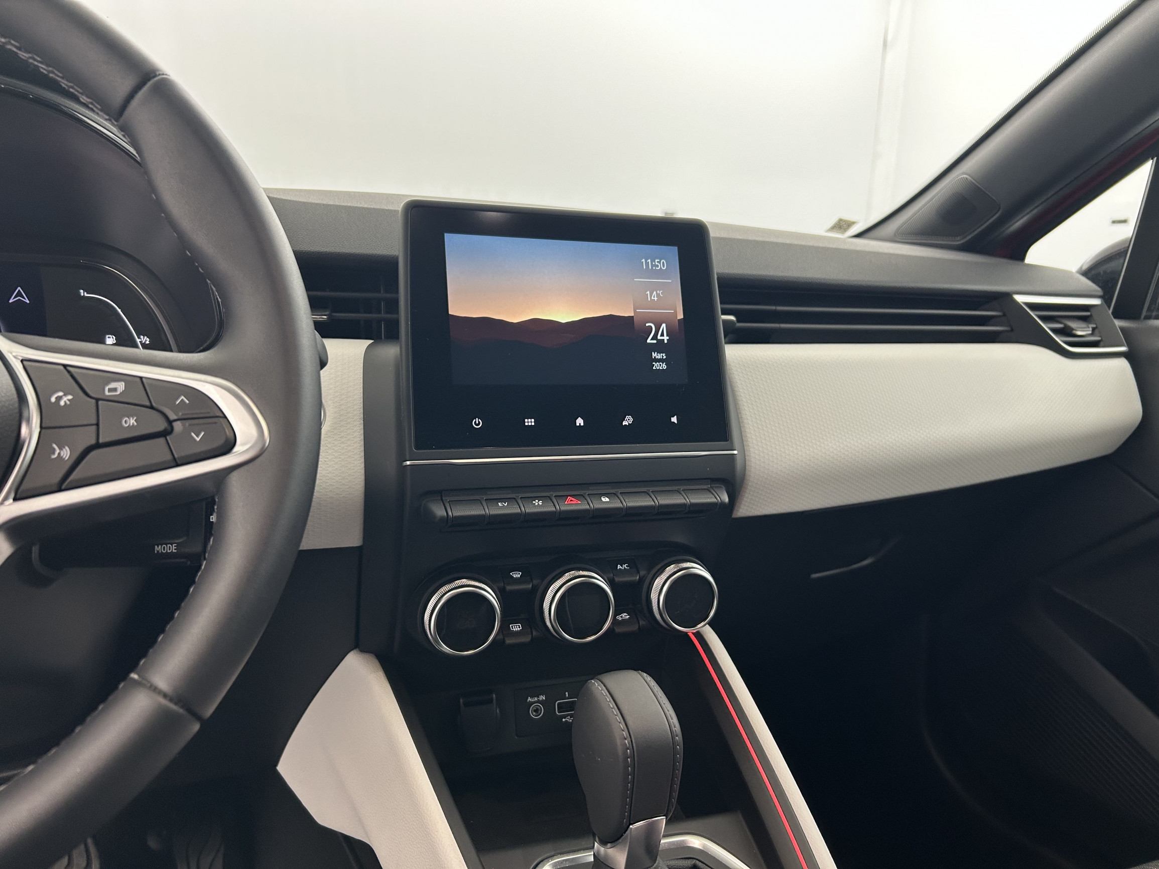 Vente en ligne Renault Clio 5 Clio E-Tech hybride 145 au prix de 18 890 €