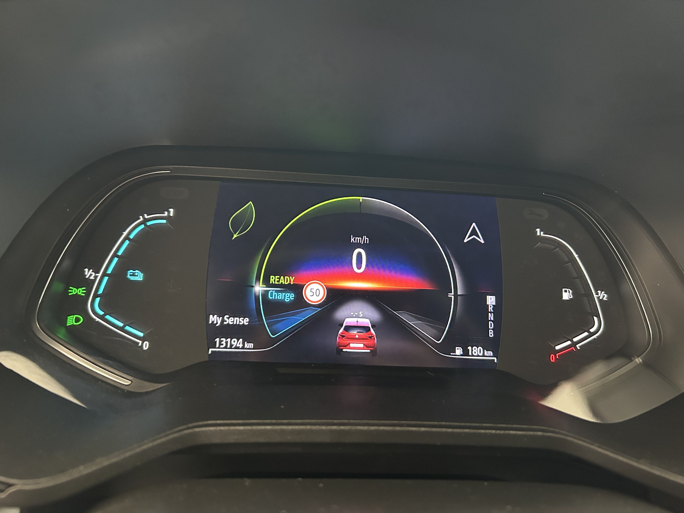 Vente en ligne Renault Clio 5 Clio E-Tech hybride 145 au prix de 18 890 €