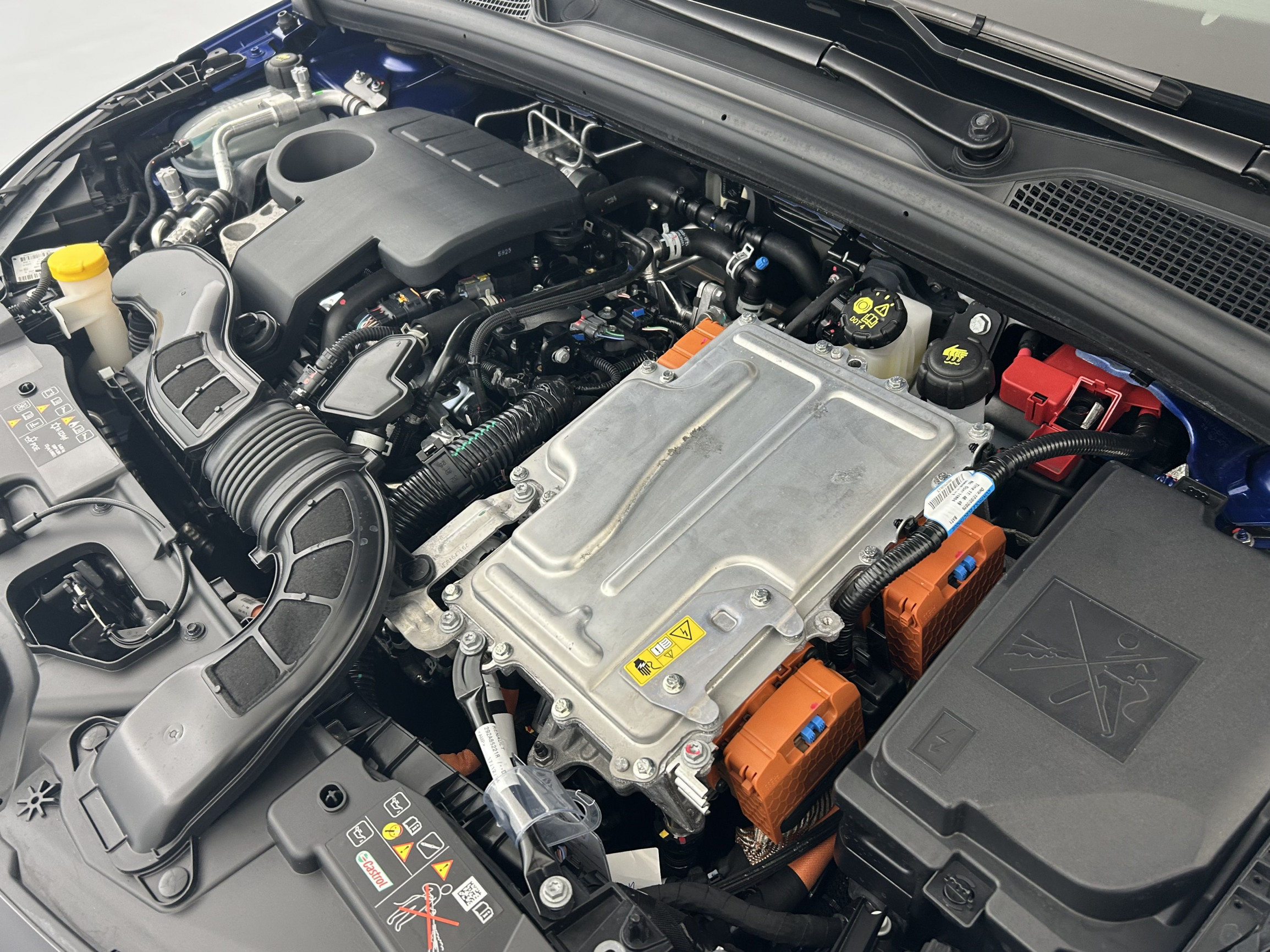 Vente en ligne Renault Clio 5 Clio E-Tech full hybrid 145 ch GSR2 au prix de 23 270 €