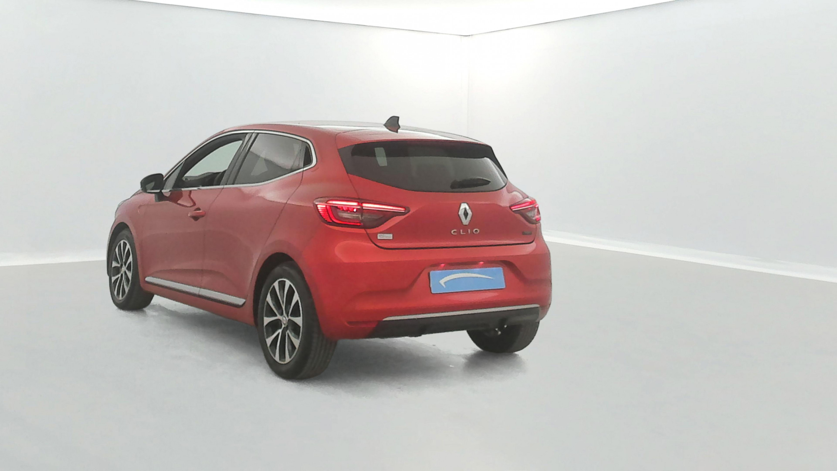 Vente en ligne Renault Clio 5 Clio E-Tech hybride 145 au prix de 18 890 €