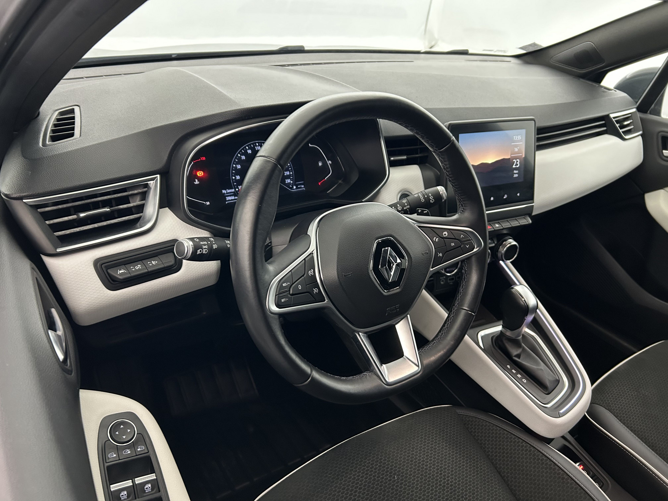 Vente en ligne Renault Clio 5 Clio TCe 130 EDC FAP au prix de 15 490 €