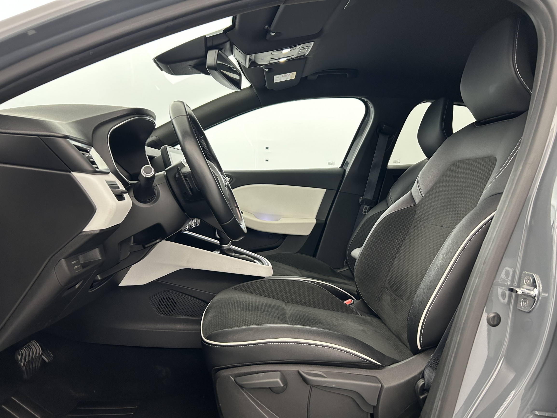 Vente en ligne Renault Clio 5 Clio TCe 130 EDC FAP au prix de 15 490 €