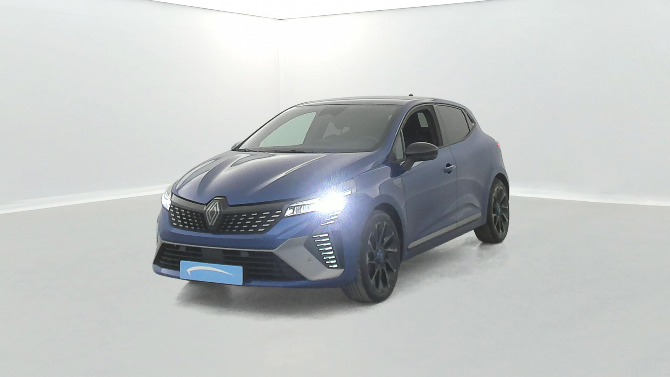 Renault Clio 5 Clio E-Tech full hybrid 145 ch GSR2 occasion de 2025 en vente à Vannes