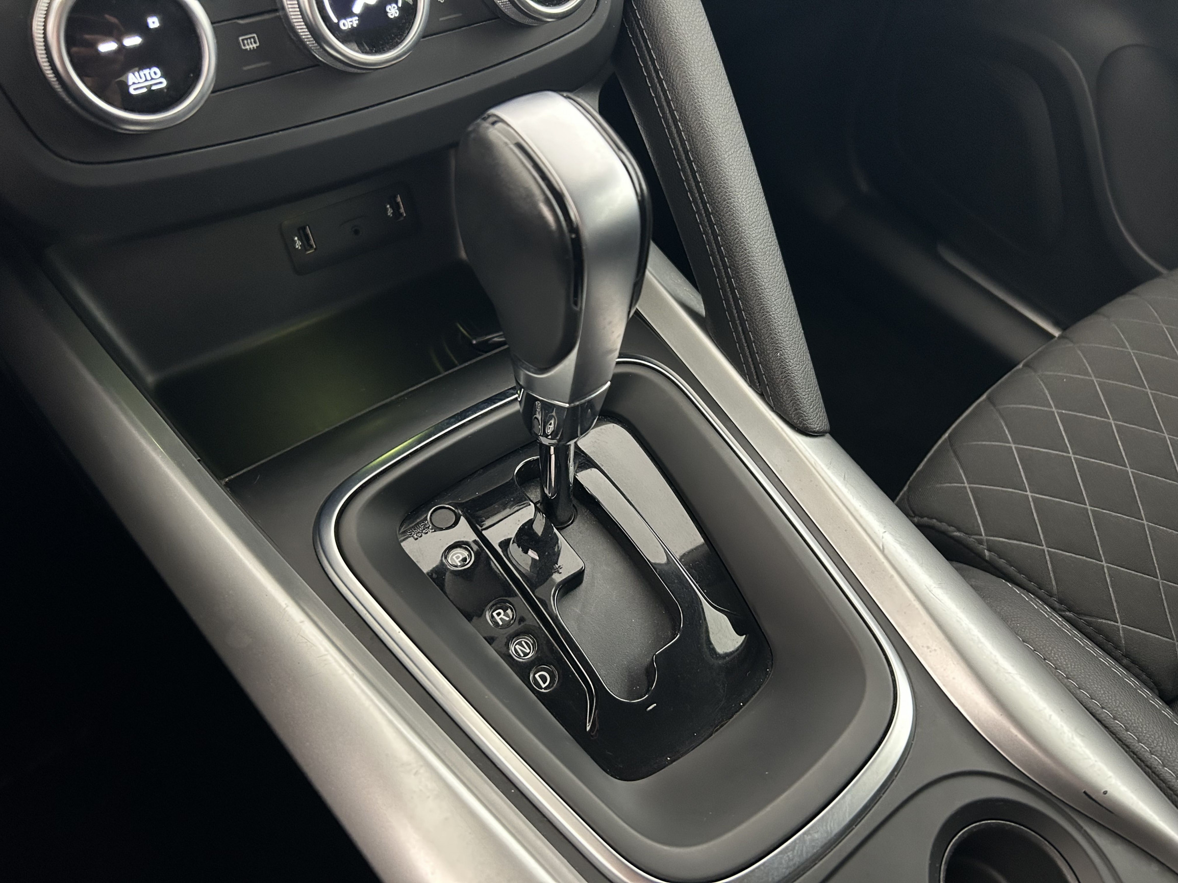 Vente en ligne Renault Kadjar  Blue dCi 115 EDC au prix de 17 990 €