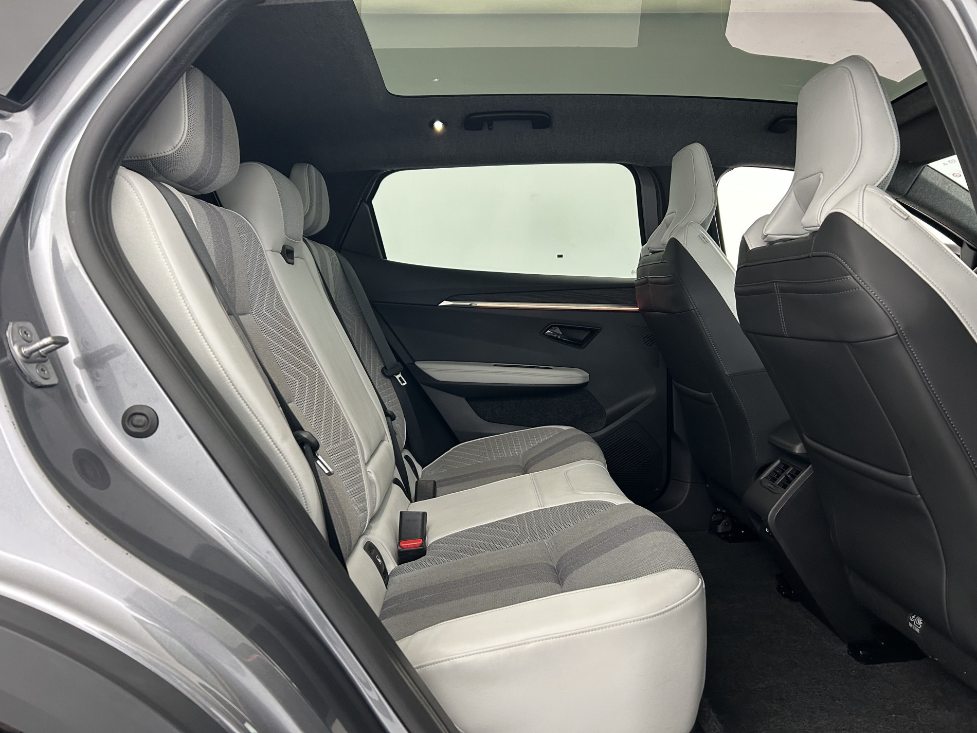 Vente en ligne Renault Scenic E-Tech  220 ch grande autonomie au prix de 37 970 €