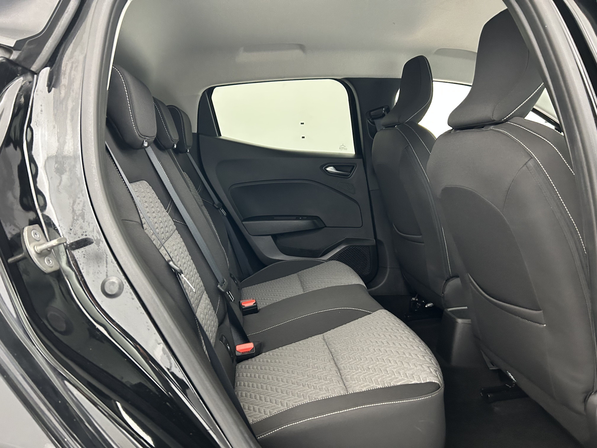Vente en ligne Renault Clio 5 Clio Blue dCi 100 au prix de 15 790 €