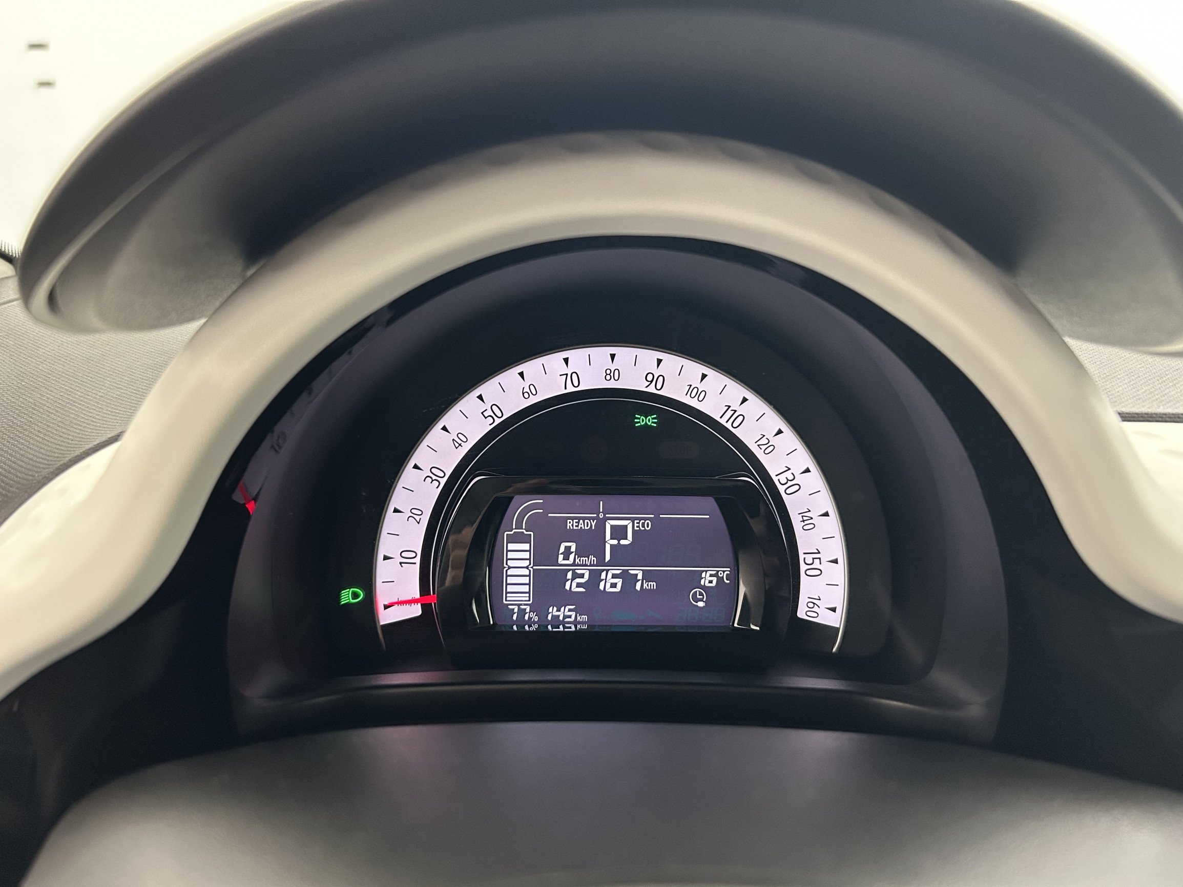 Vente en ligne Renault Twingo Electrique Twingo III E-Tech au prix de 12 990 €