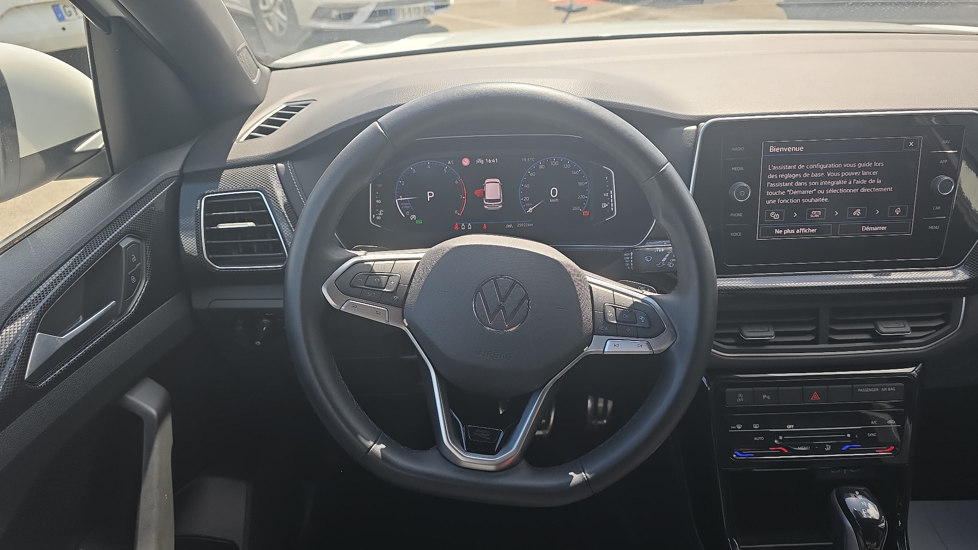 Vente en ligne Volkswagen T-Cross  1.0 TSI 115 Start/Stop DSG7 au prix de 23 790 €
